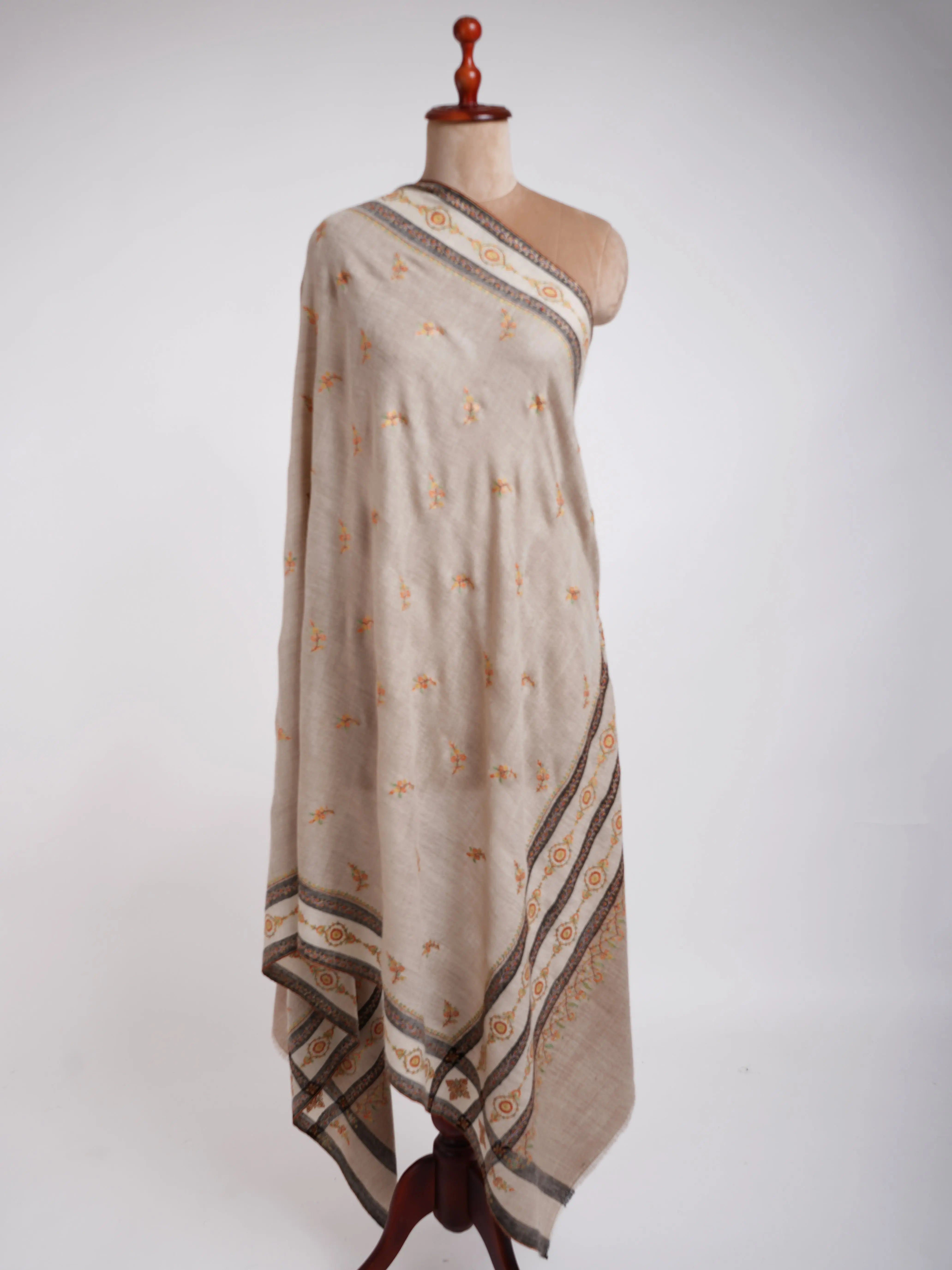 Hand Embroidered Palla Buti Pashmina Shawl Shahkaar
