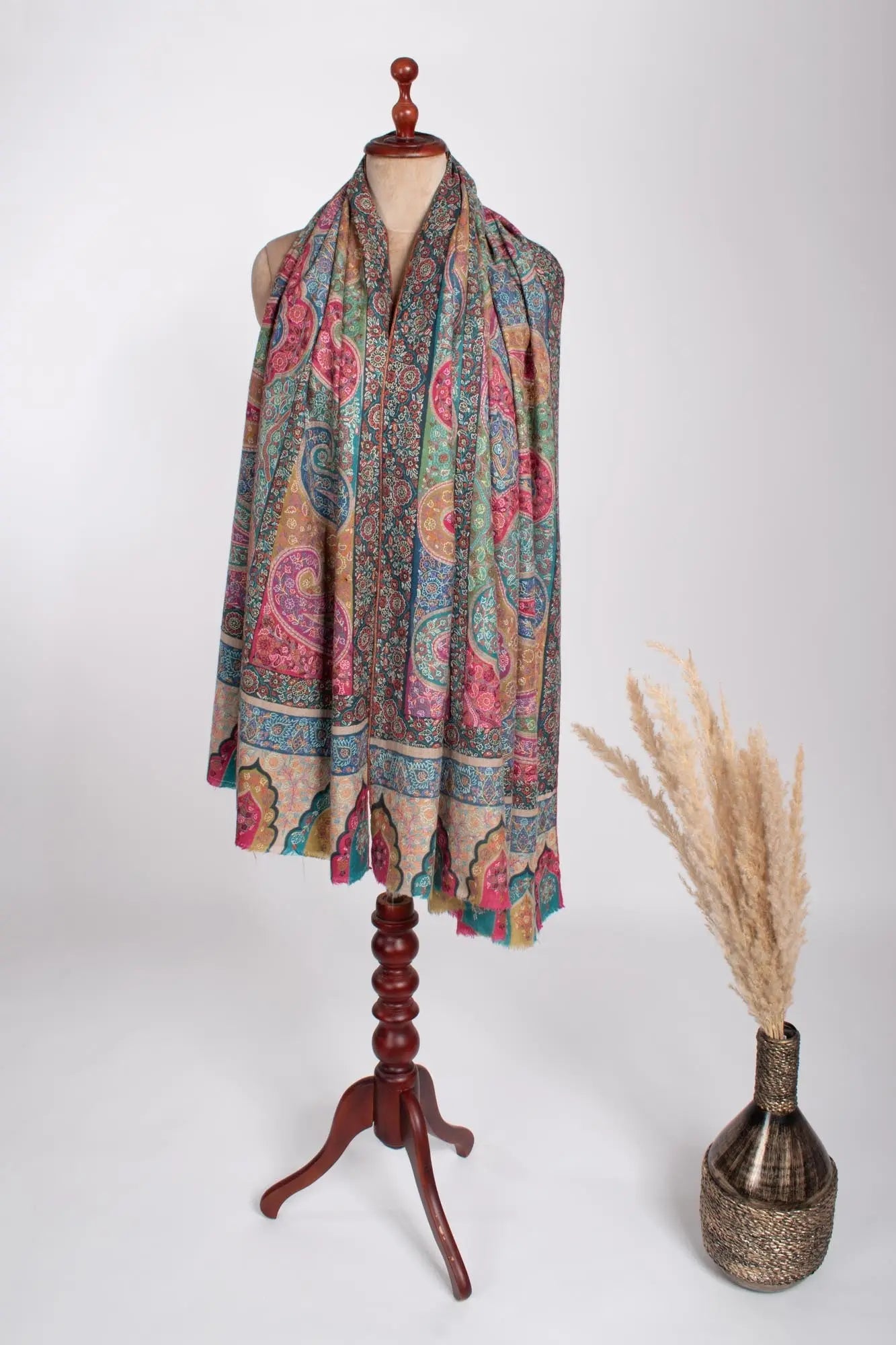 Hand Embroidered Pashmina with Paisley Motifs - PUSHKAR Shahkaar
