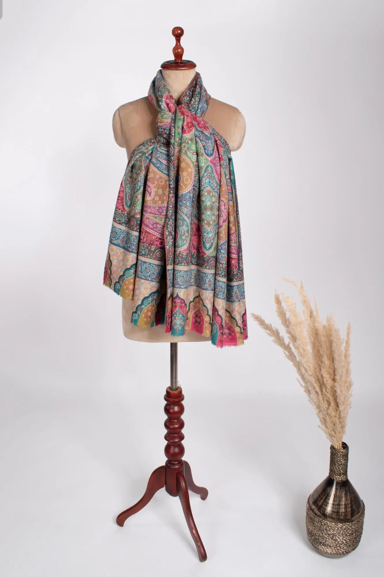 Hand Embroidered Pashmina with Paisley Motifs - PUSHKAR Shahkaar