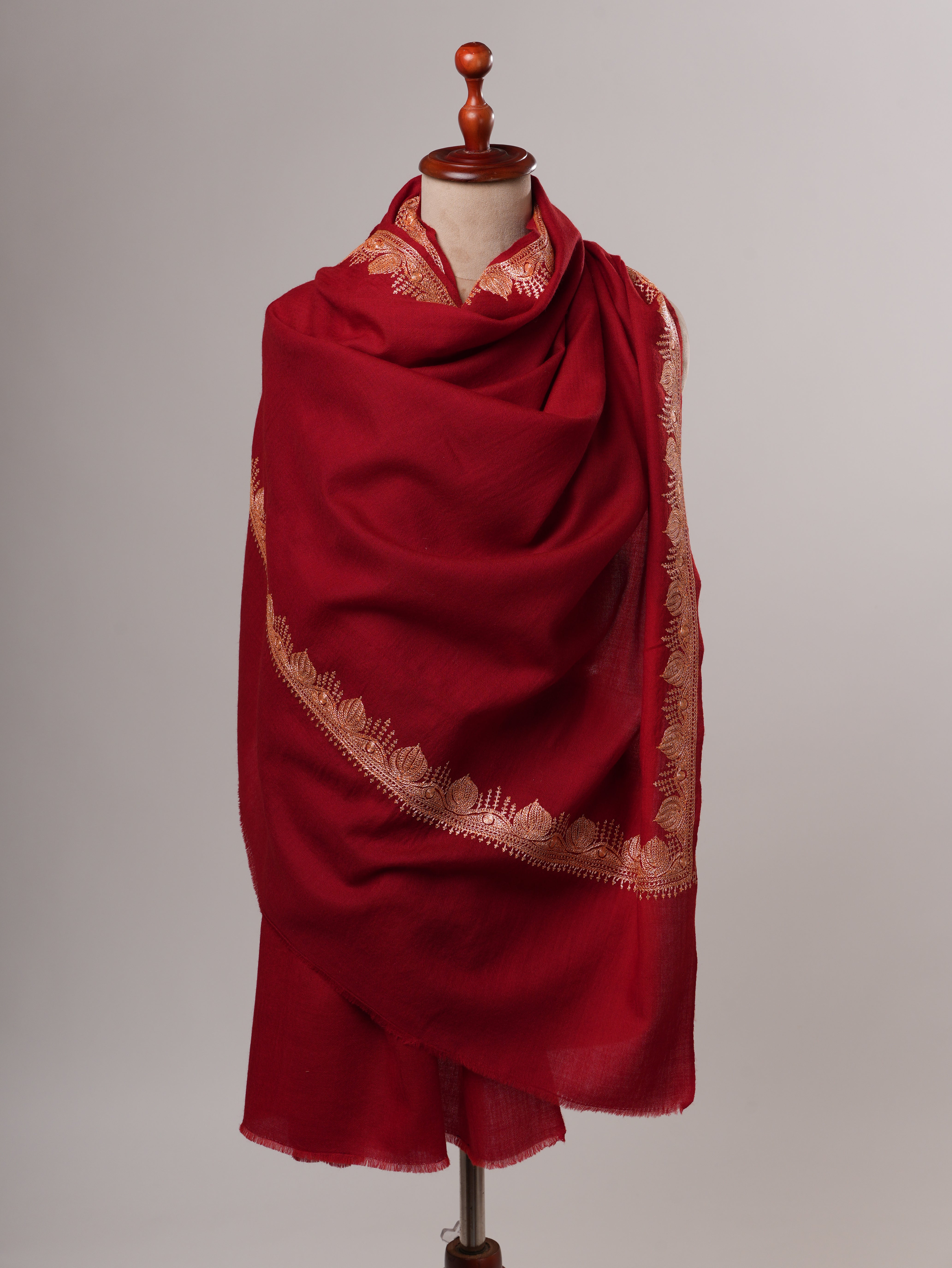 Hand Embroidered Tilla Neemdaur Fine Wool Shawl – Kashmiri Heritage Elegance Shahkaar