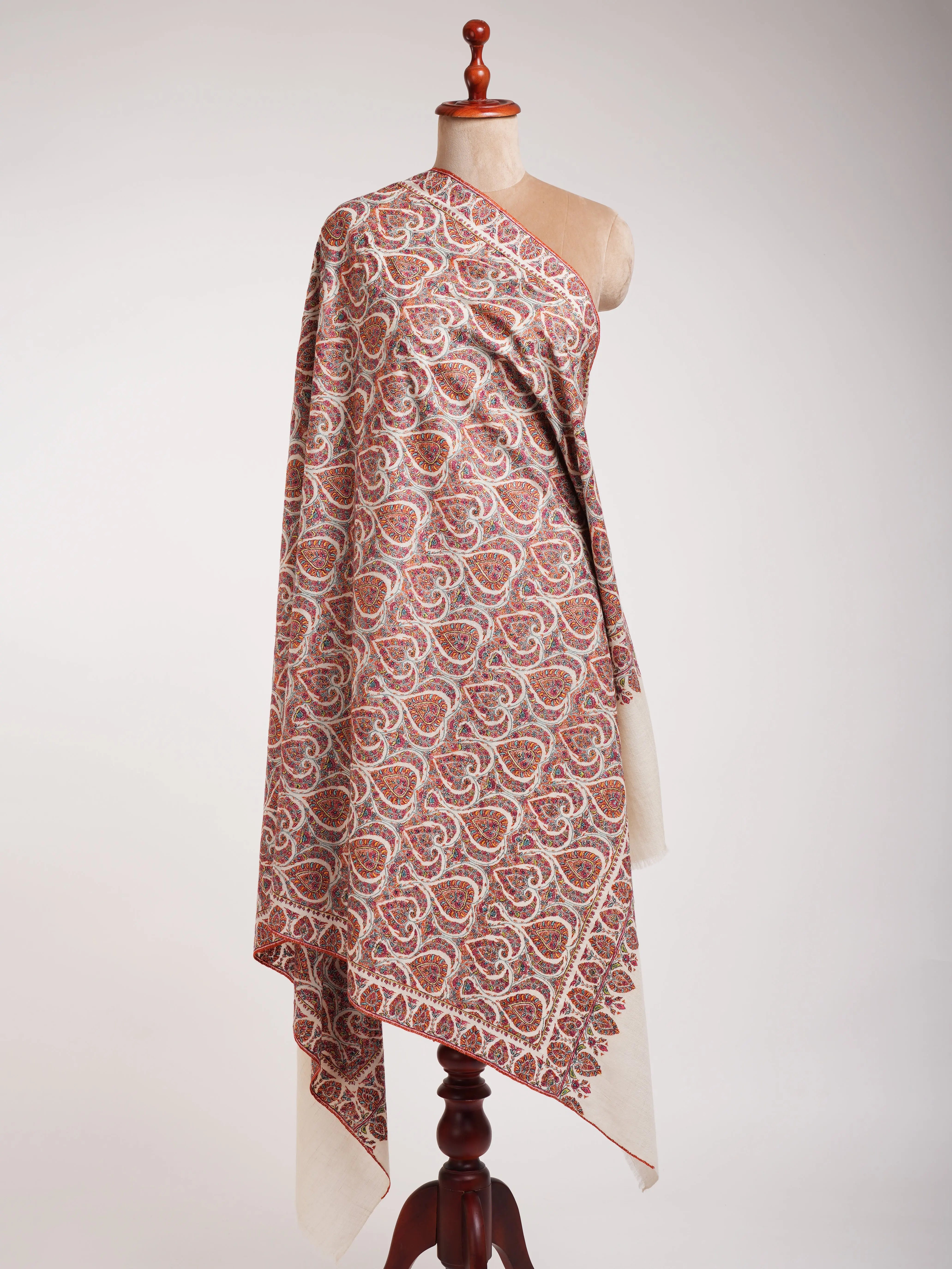 Hand Sozni Embroidered White Pashmina Jamavar Shawl Shahkaar