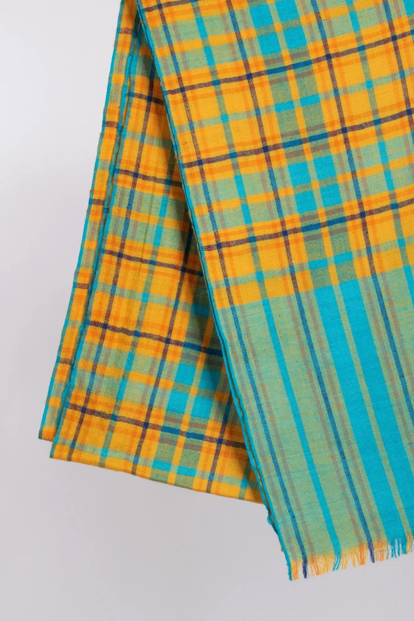 Handcrafted Kashmiri Pashmina Wrap tailored for Women - ROTHER Shahkaar