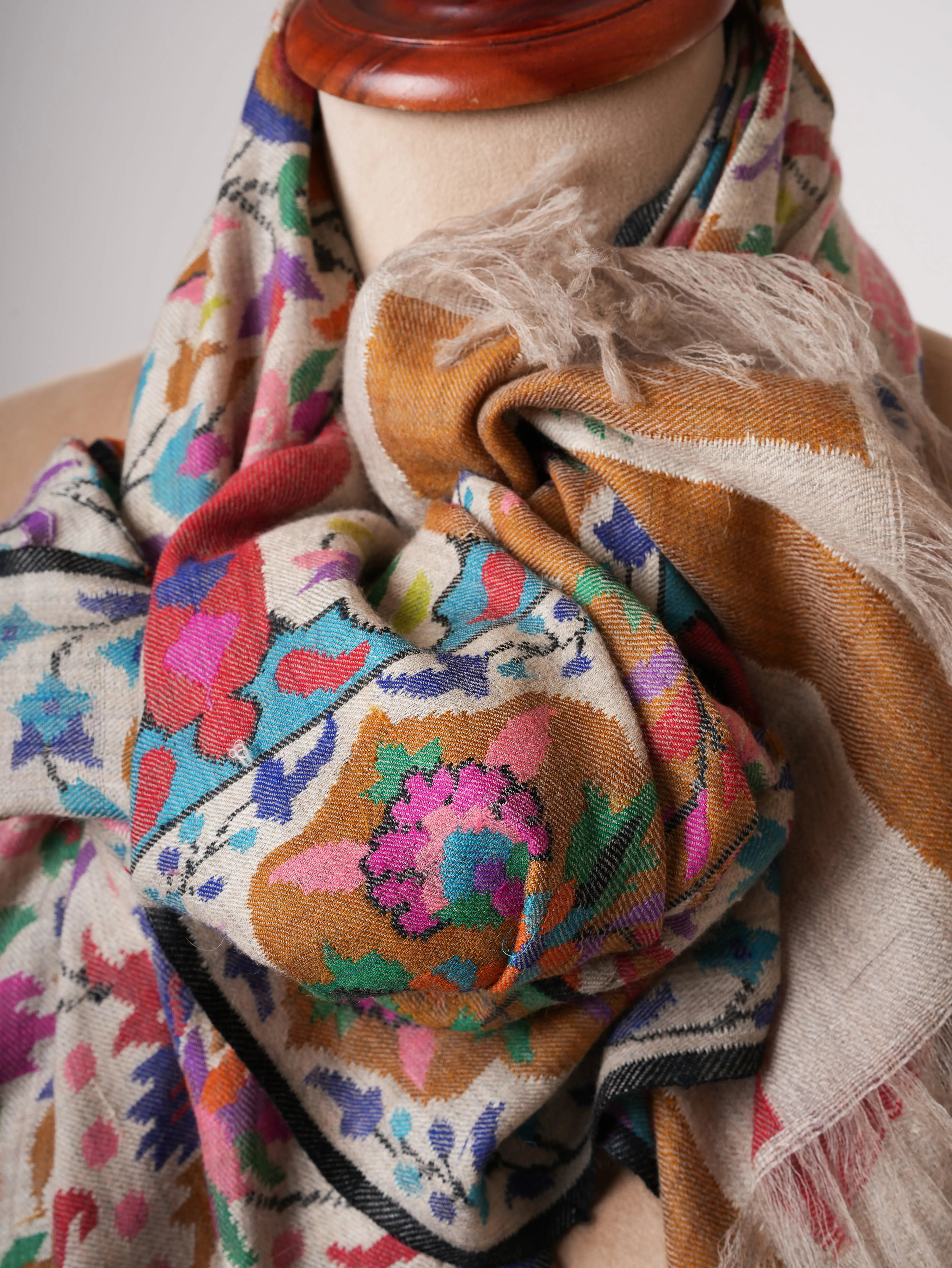 Handloomed Authentic Kani Pashmina Shawl | Handwoven in Kashmir Shahkaar