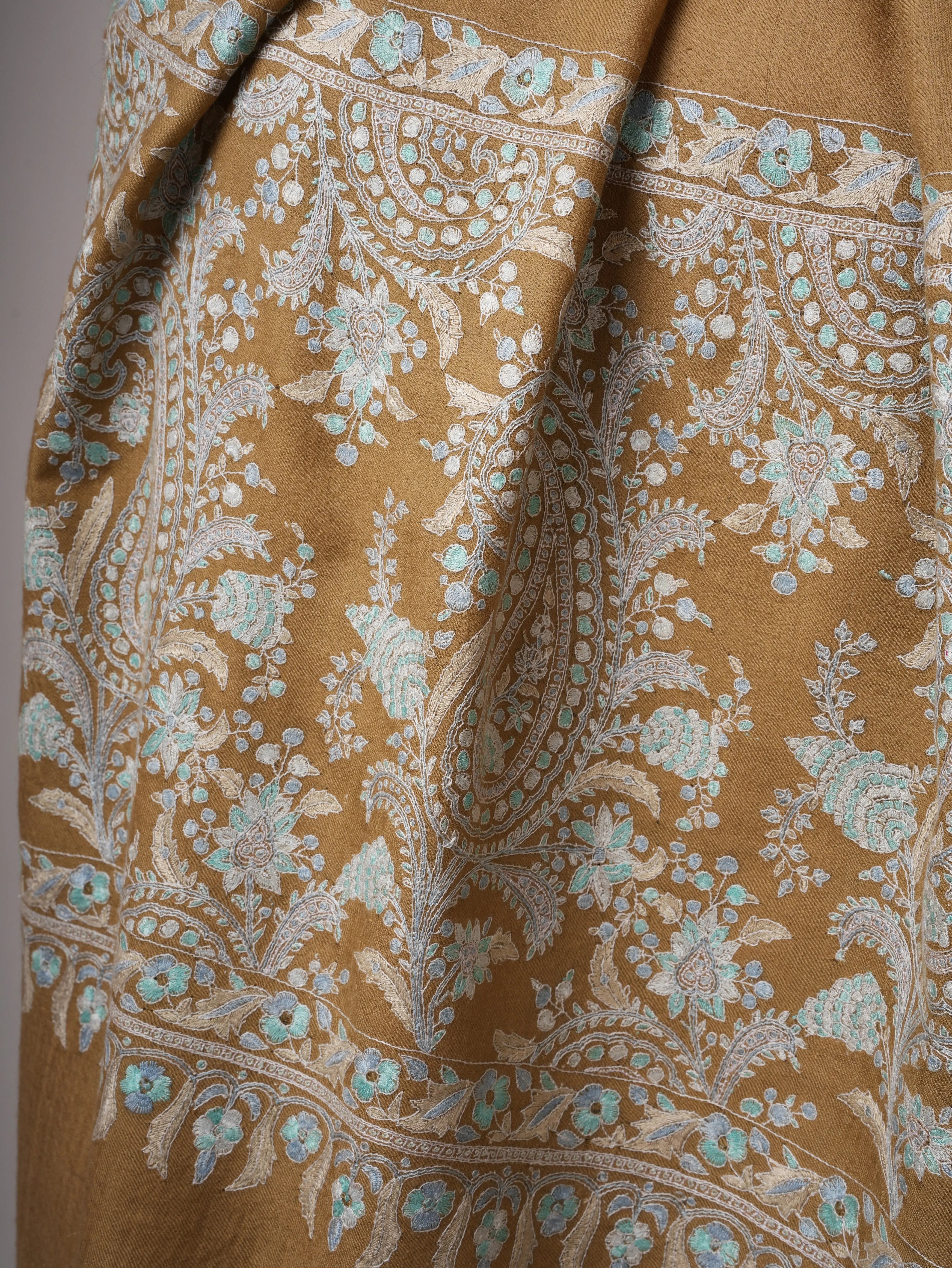 Handloomed Paisley Palla Embroidered Pashmina Shawl – Timeless Elegance Shahkaar