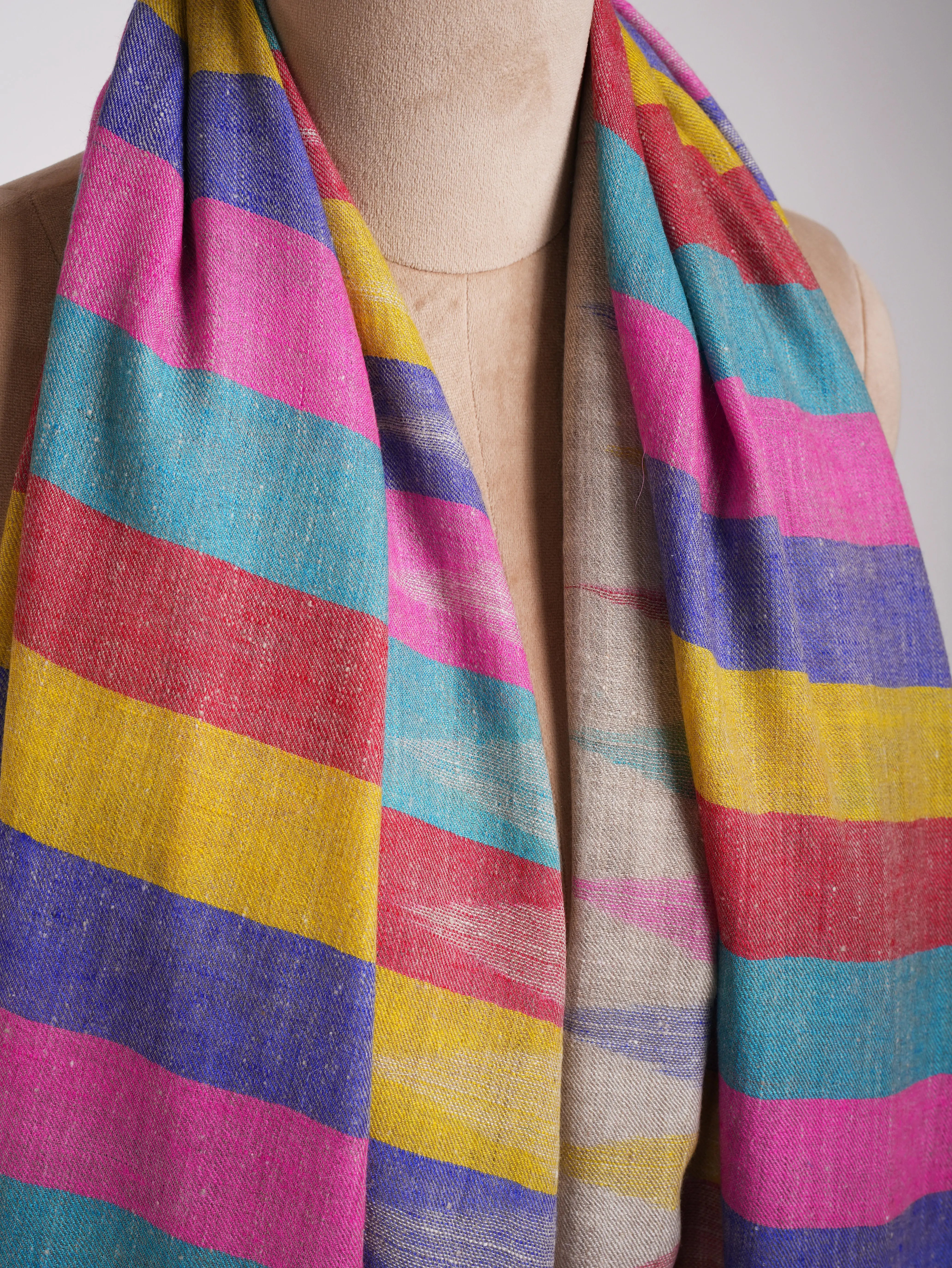 Handloomed Soft Cashmere Pashmina Ikat Shawl Shahkaar