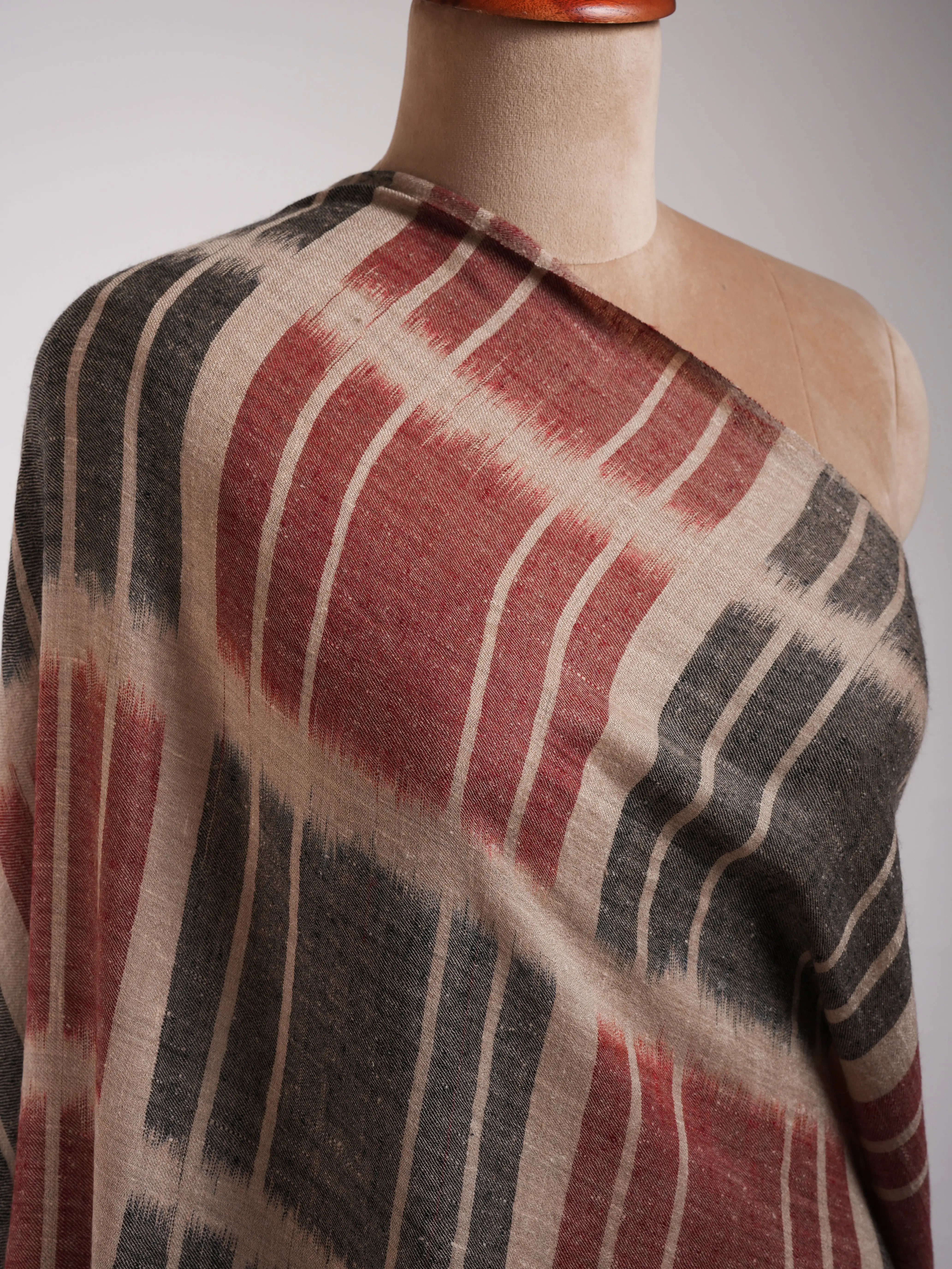 Handloomed Soft Pure Pashmina Shawl Shahkaar
