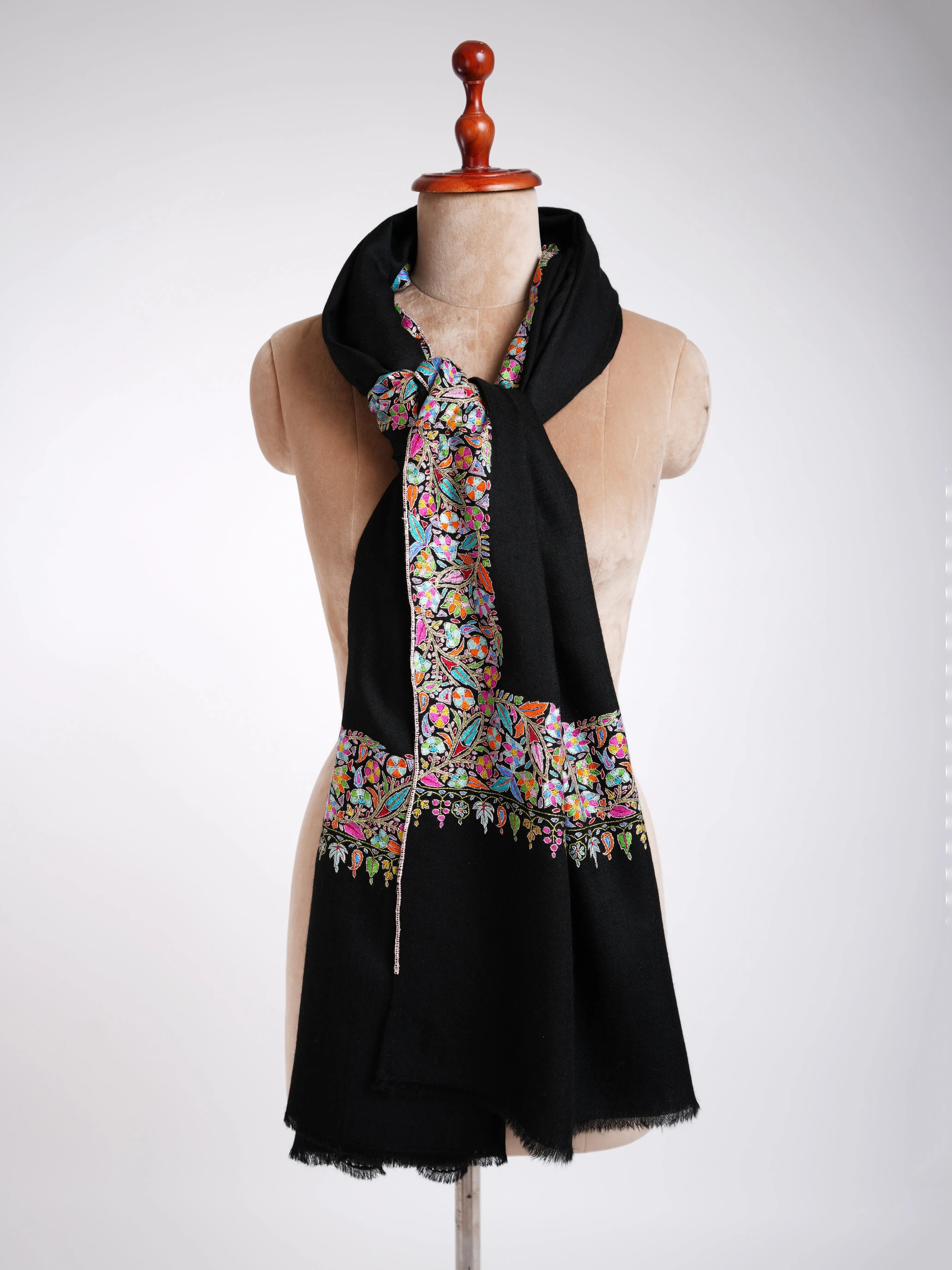 Handmade Indian Pure Pashmina Black Shawls Shahkaar