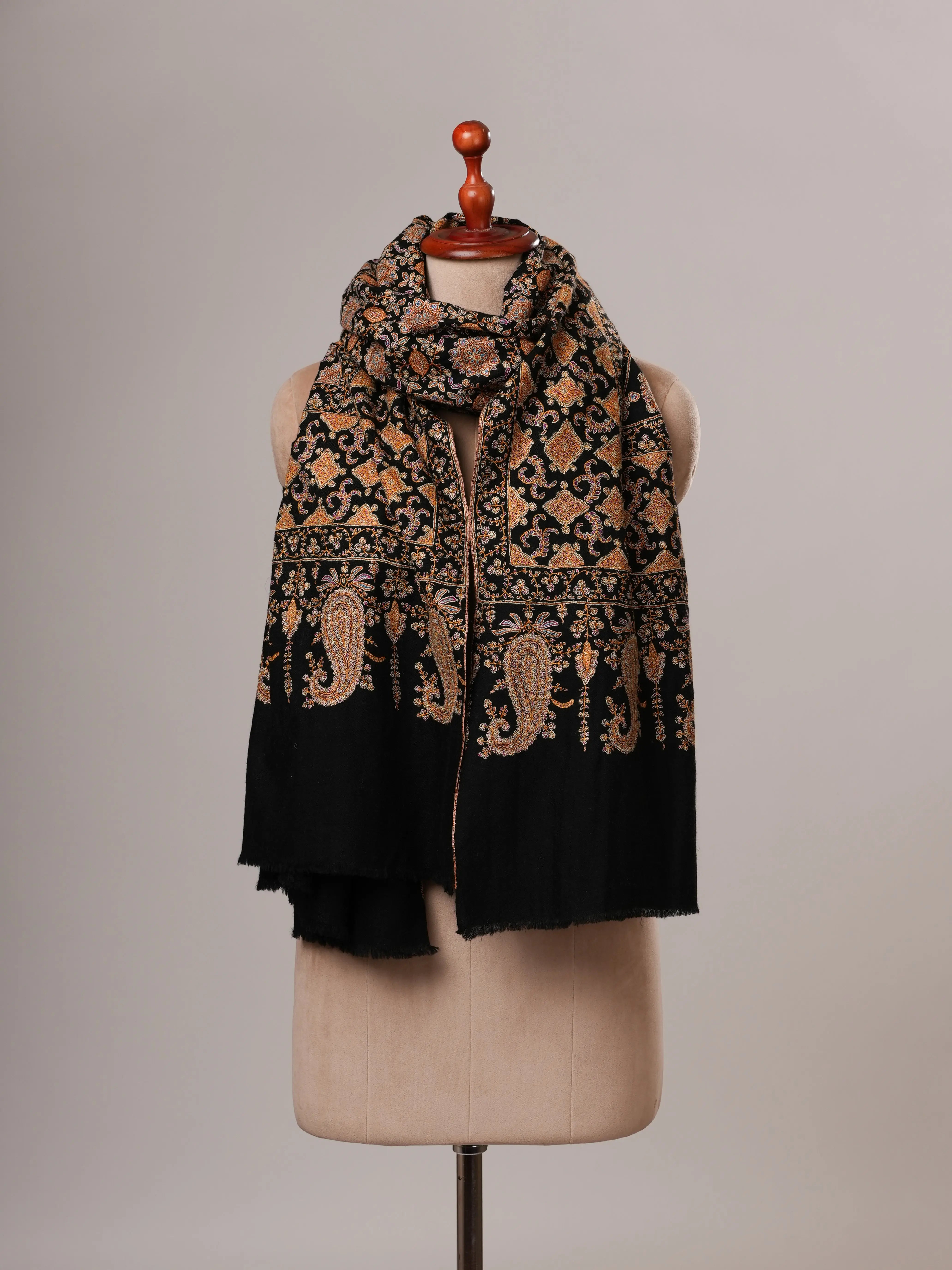 Handspun Black Sozni Jamavar Pashmina Shawl Shahkaar