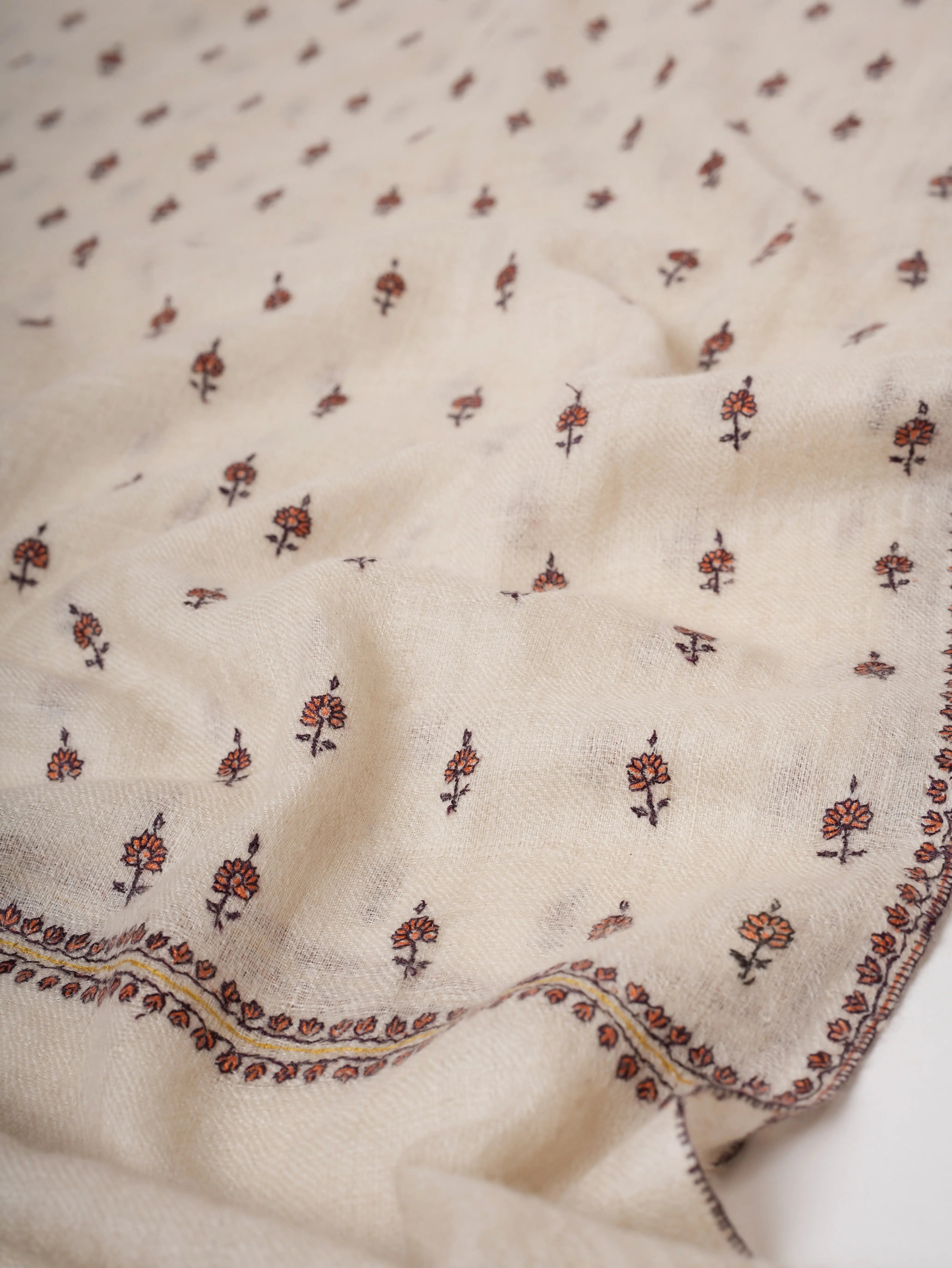 Handspun Buteh Embroidered Ivory Pashmina Shawl Shahkaar