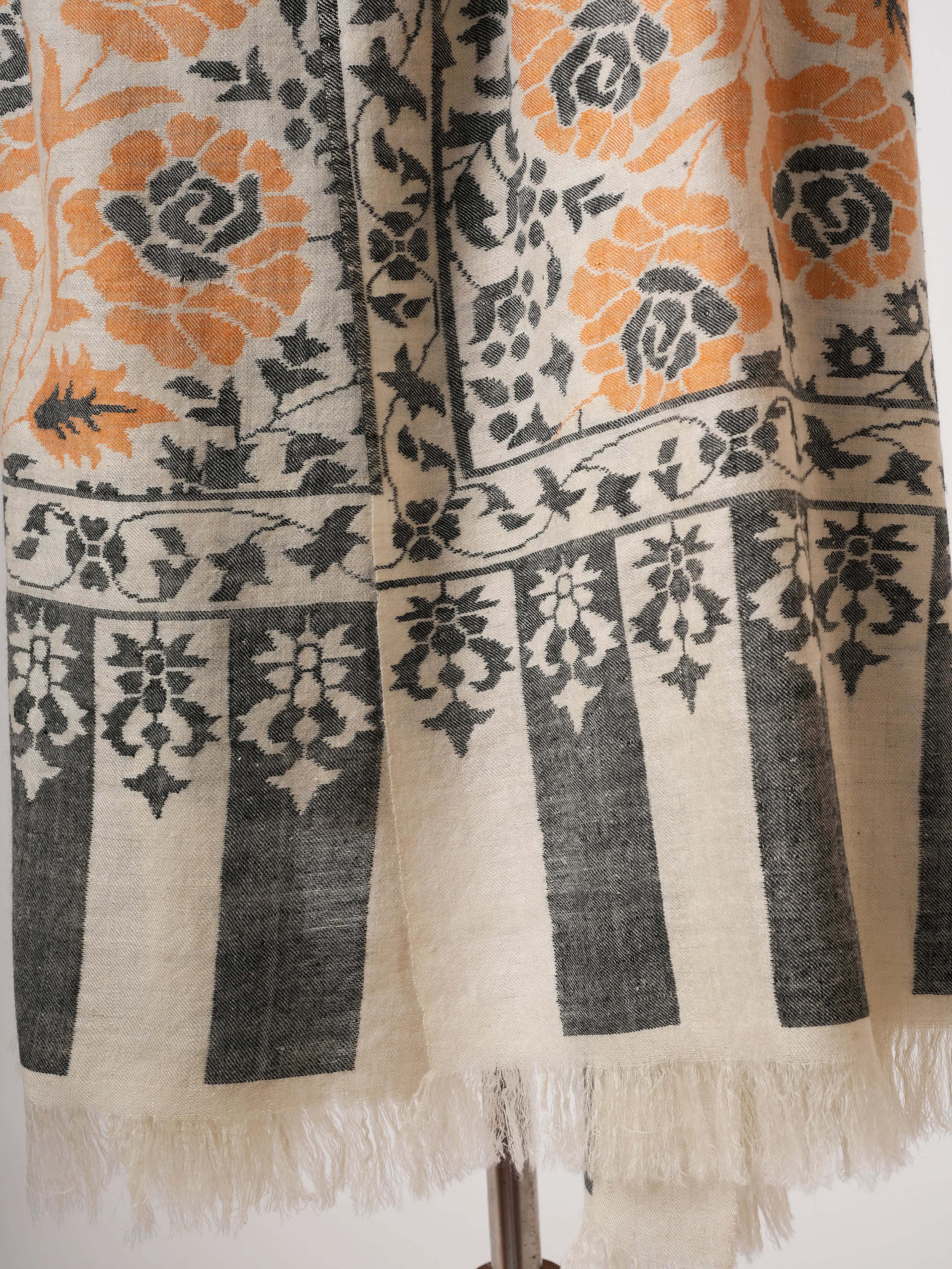 Handspun Luxuriously Soft Handwoven Kani Pashmina Jamavar Shawl Shahkaar