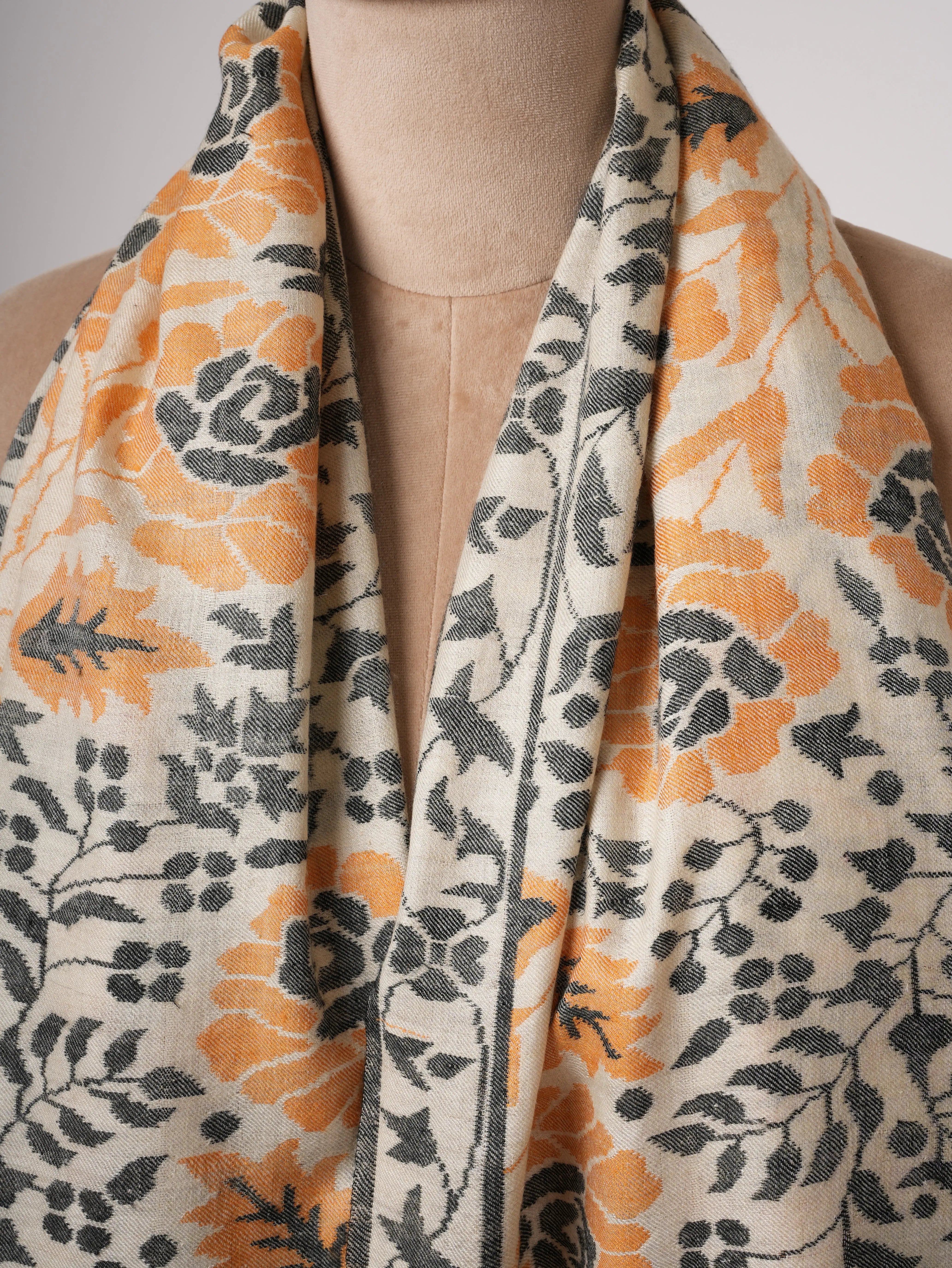 Handspun Luxuriously Soft Handwoven Kani Pashmina Jamavar Shawl Shahkaar
