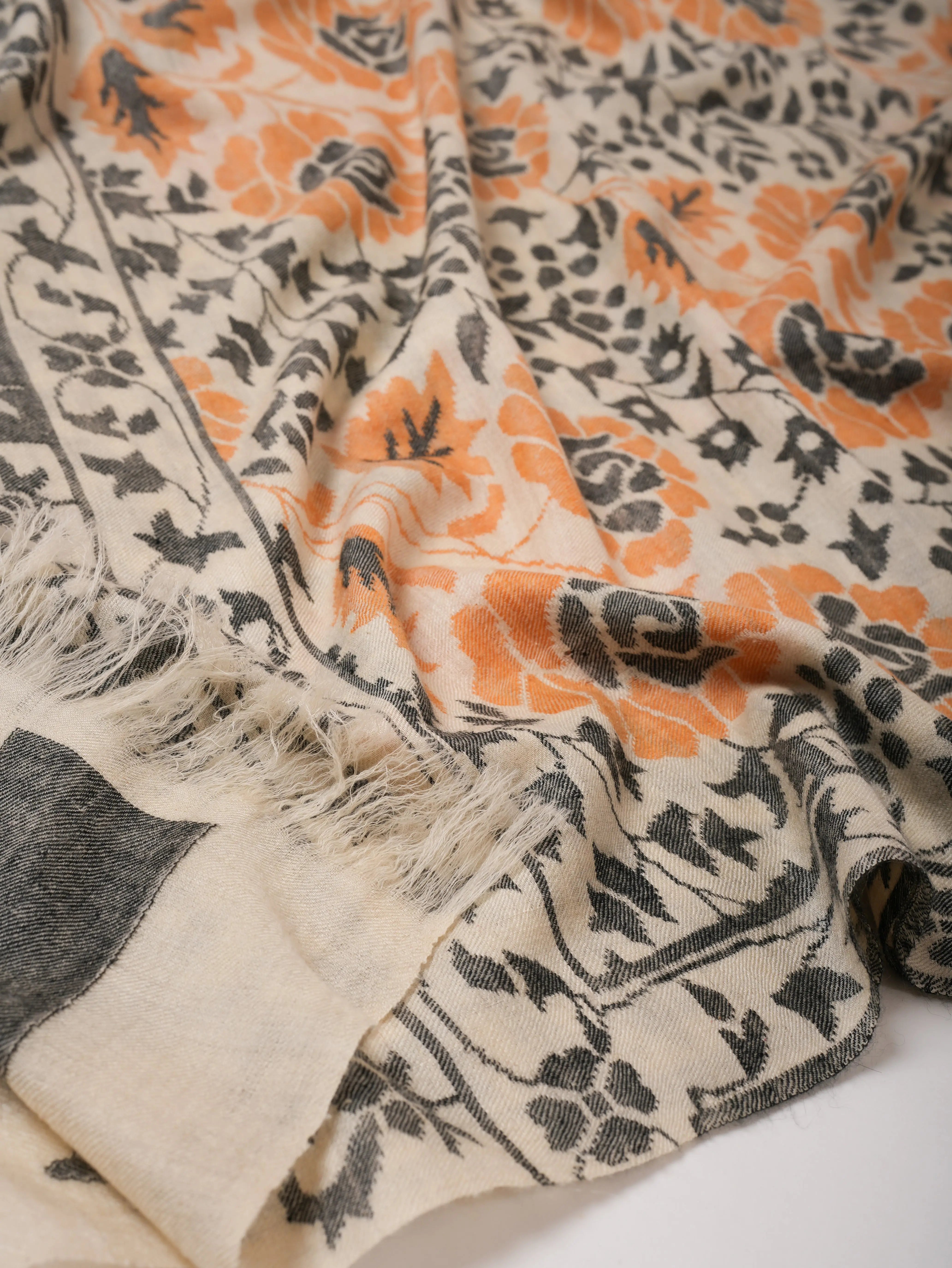 Handspun Luxuriously Soft Handwoven Kani Pashmina Jamavar Shawl Shahkaar