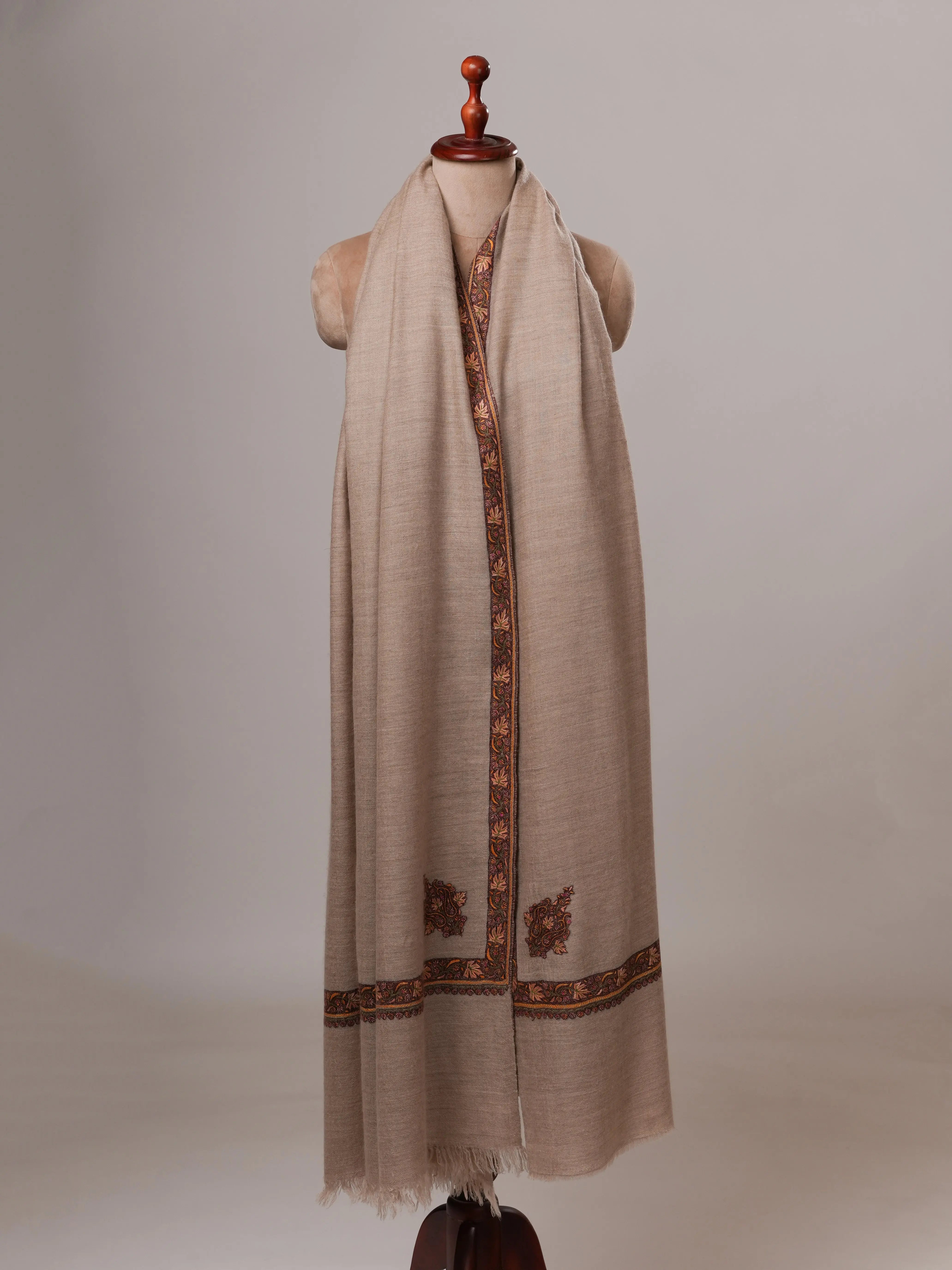 Handspun Pure Pashmina Oversized Shawl with Daur Hand Embroidery Shahkaar