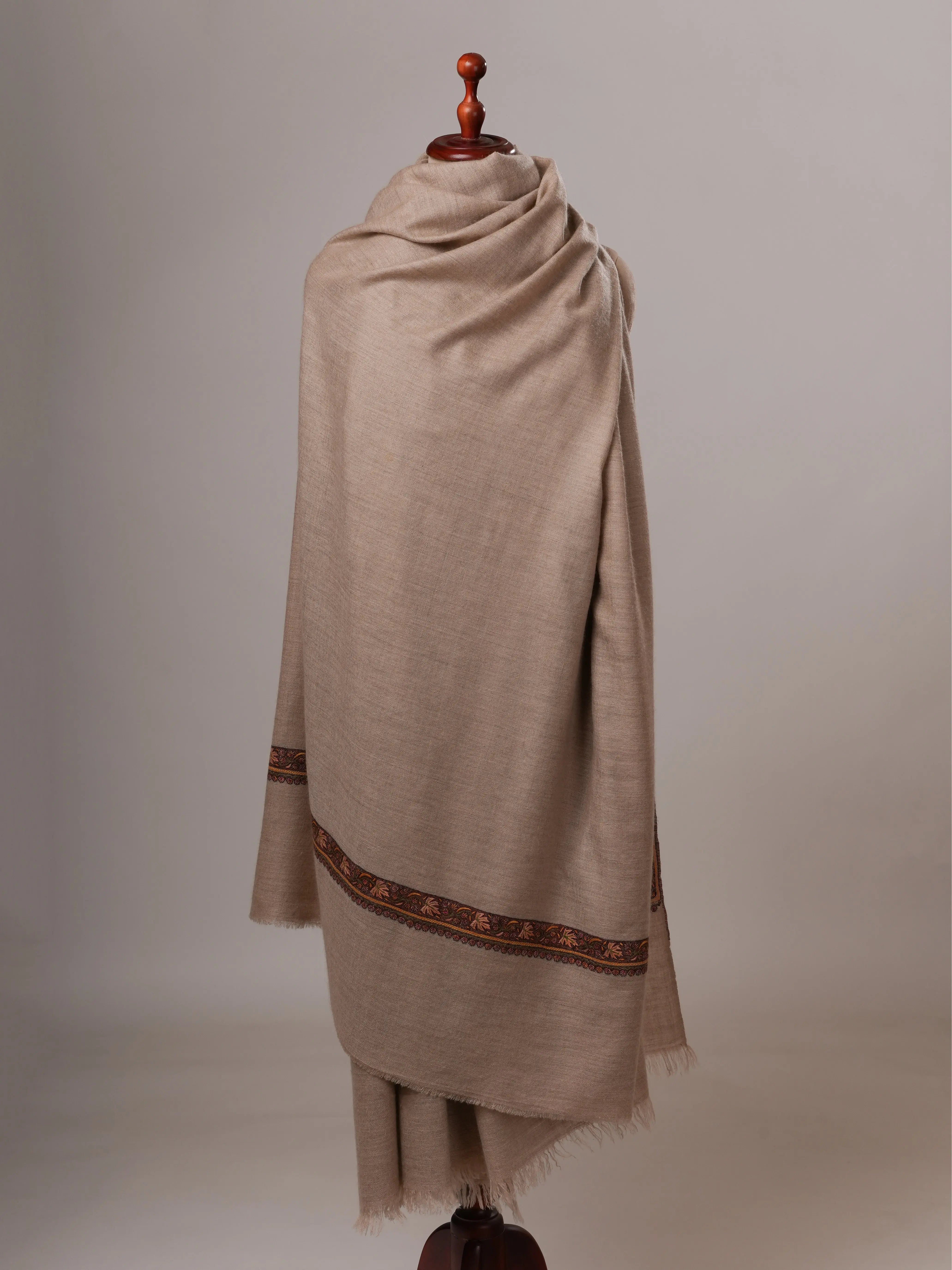 Handspun Pure Pashmina Oversized Shawl with Daur Hand Embroidery Shahkaar