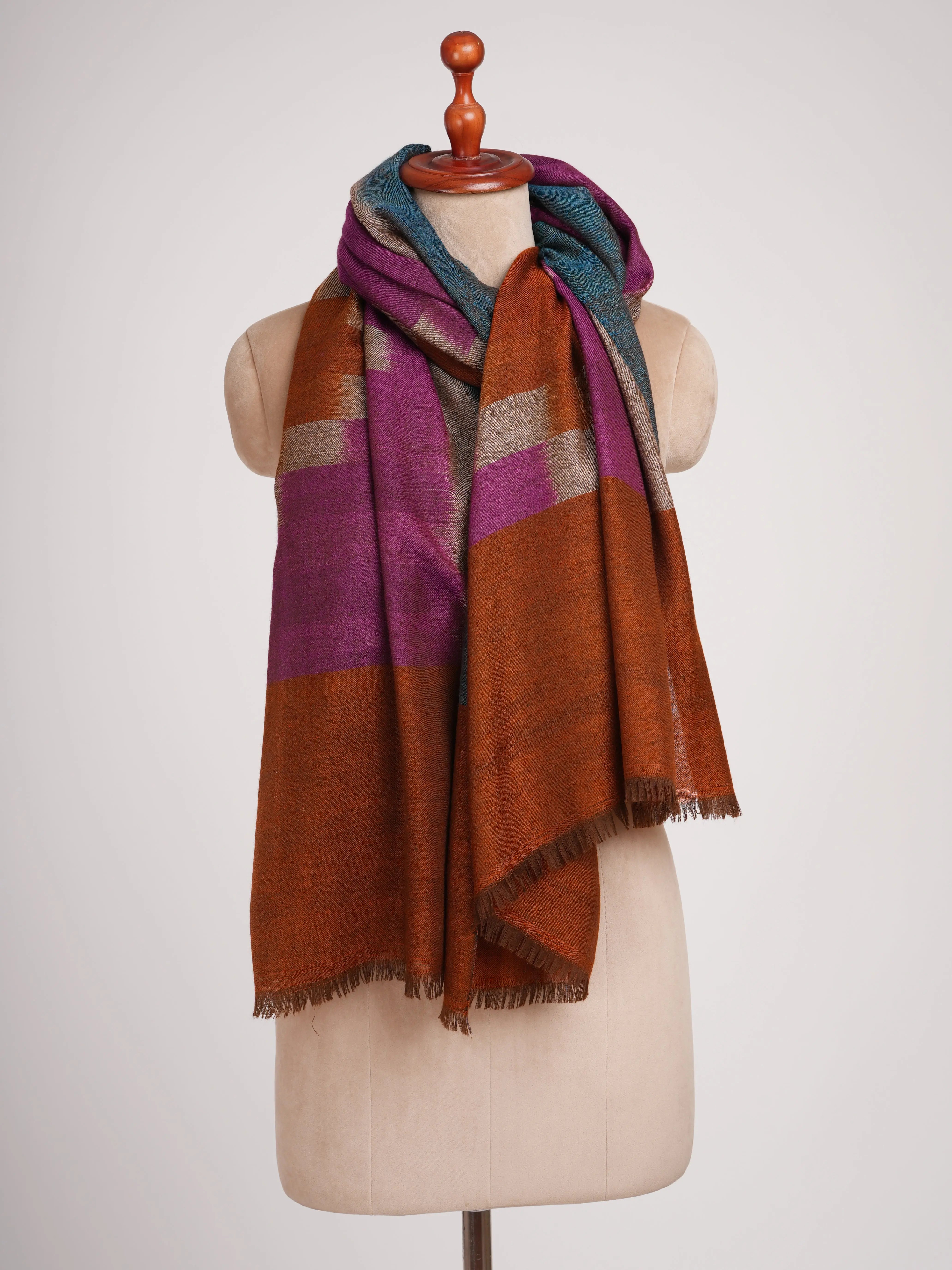 Handwoven Contemporary Kashmiri Pashmina Shawl Shahkaar