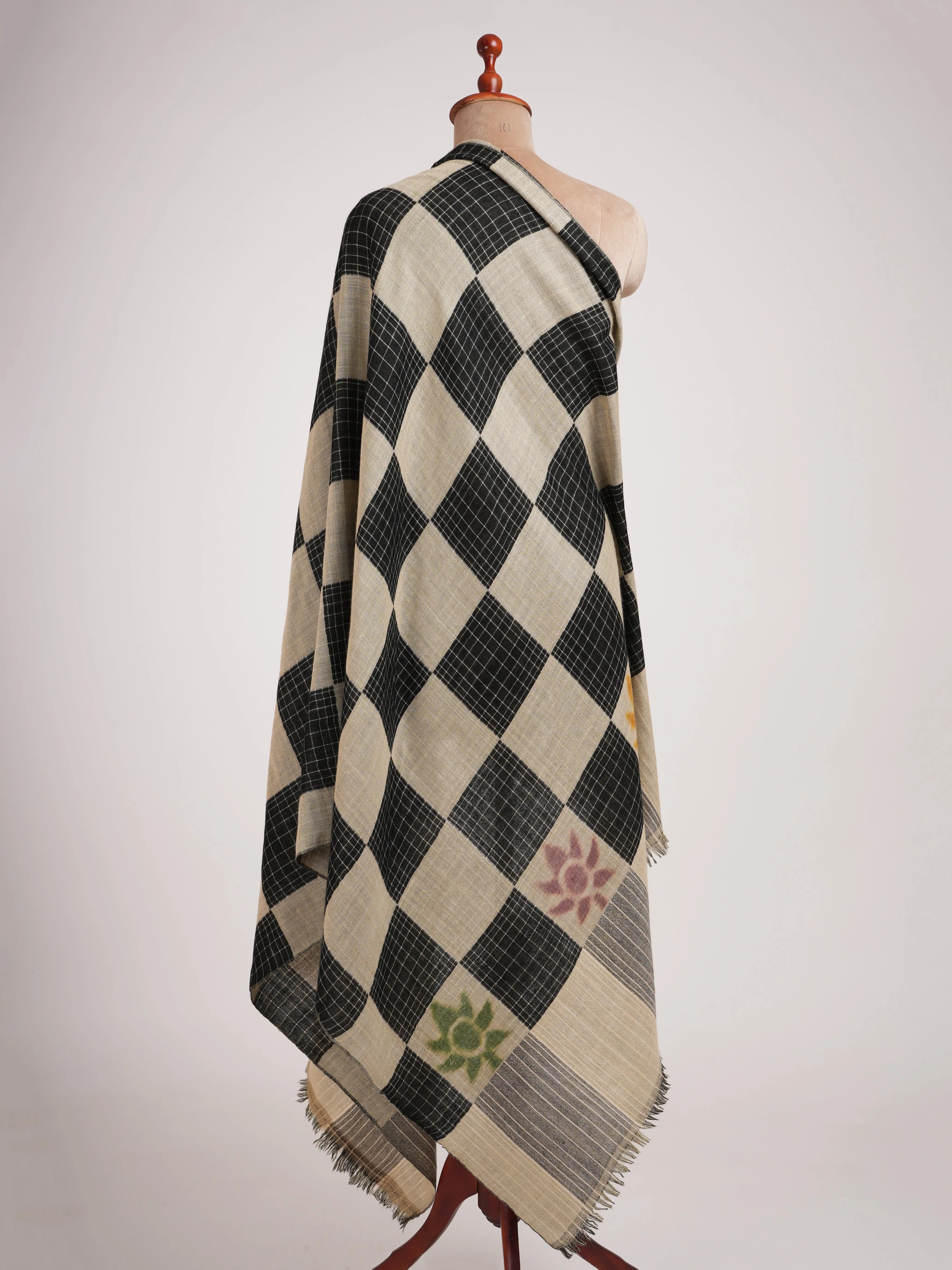 Handwoven Dorukha Dualshade Ikat Indian Shawl Shahkaar