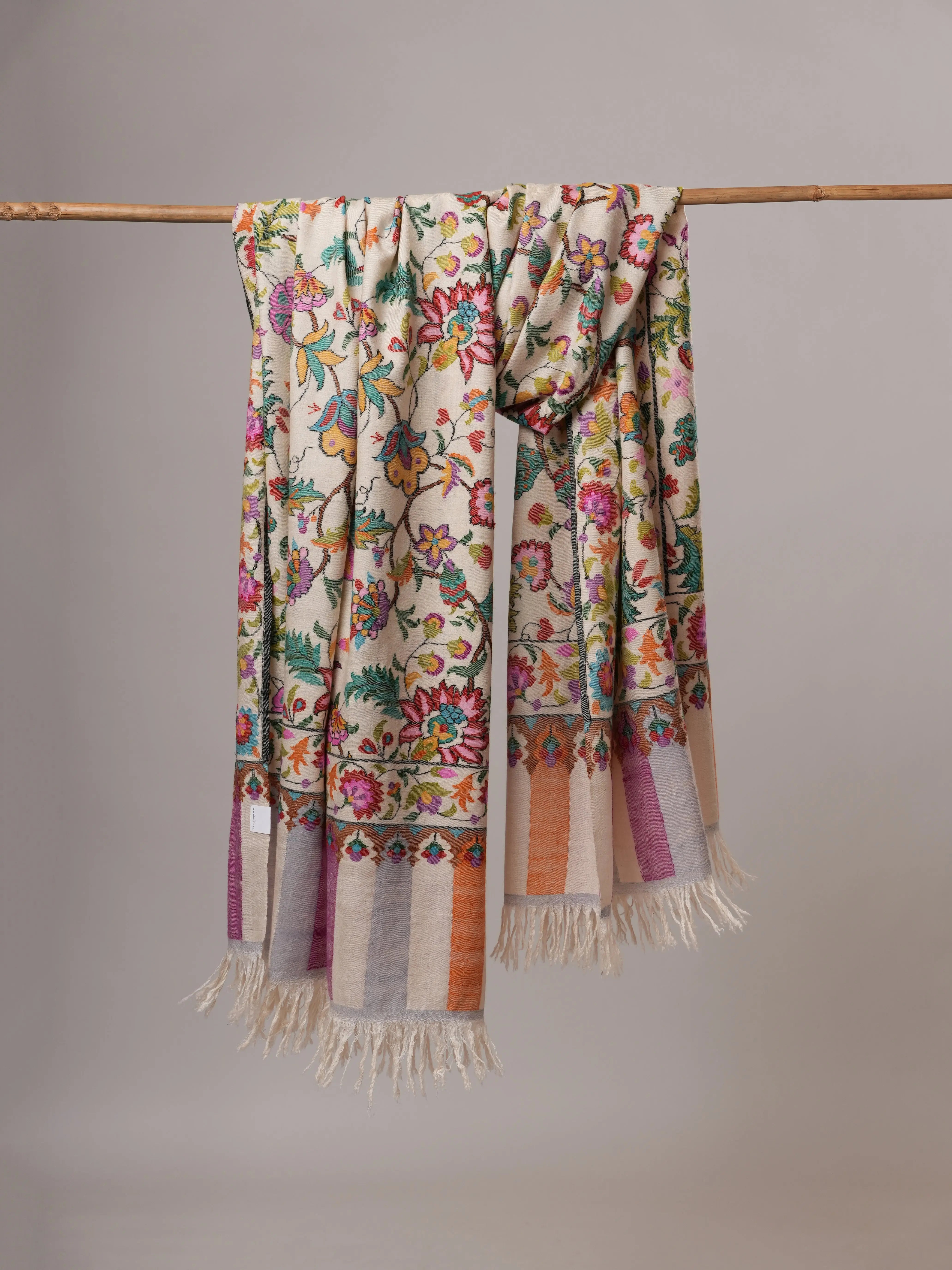 Handwoven Featherlight Ivory Kani Pashmina Shawl Shahkaar