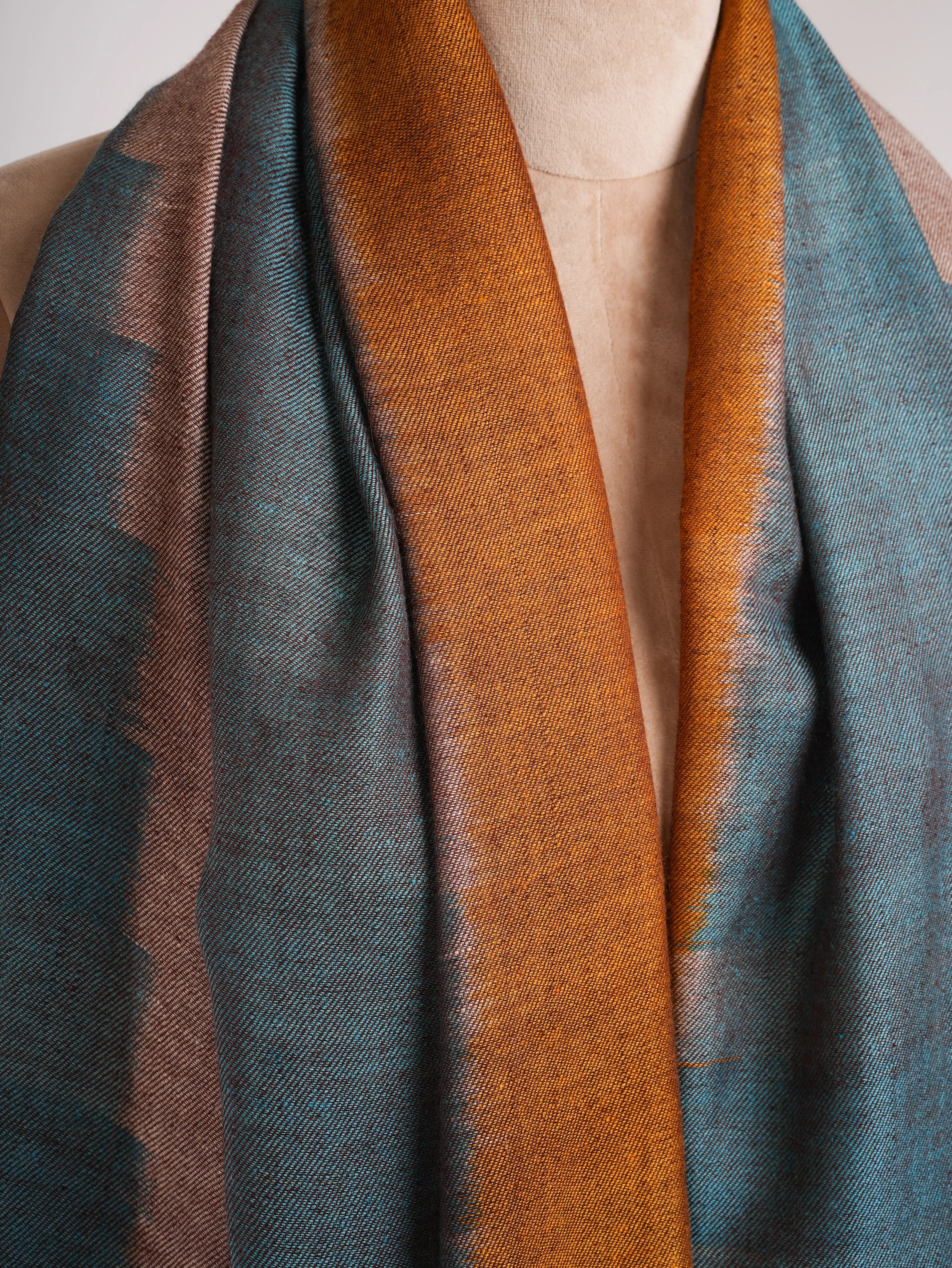 Handwoven Featherlight Pashmina Shawl Shahkaar