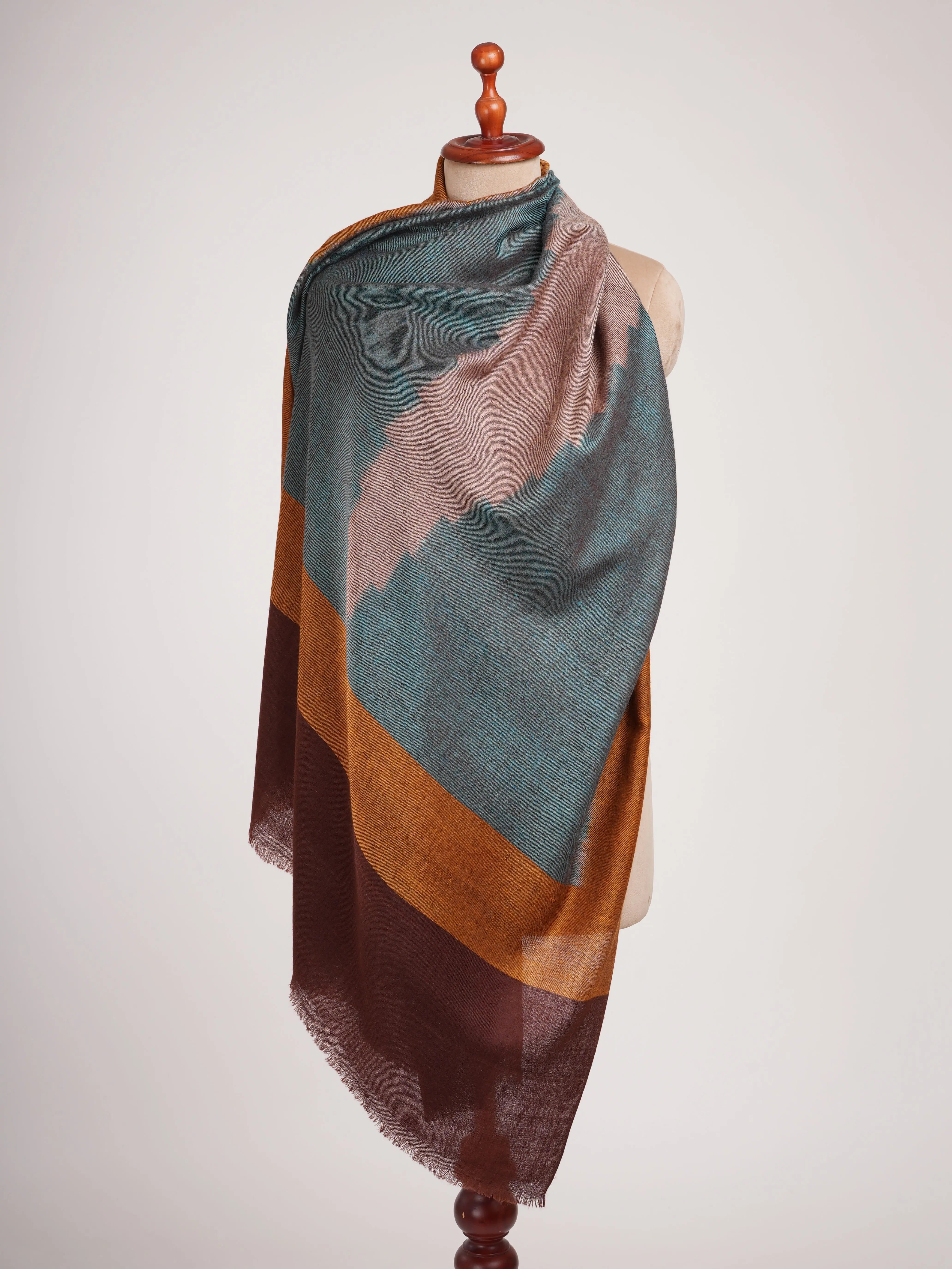 Handwoven Featherlight Pashmina Shawl Shahkaar