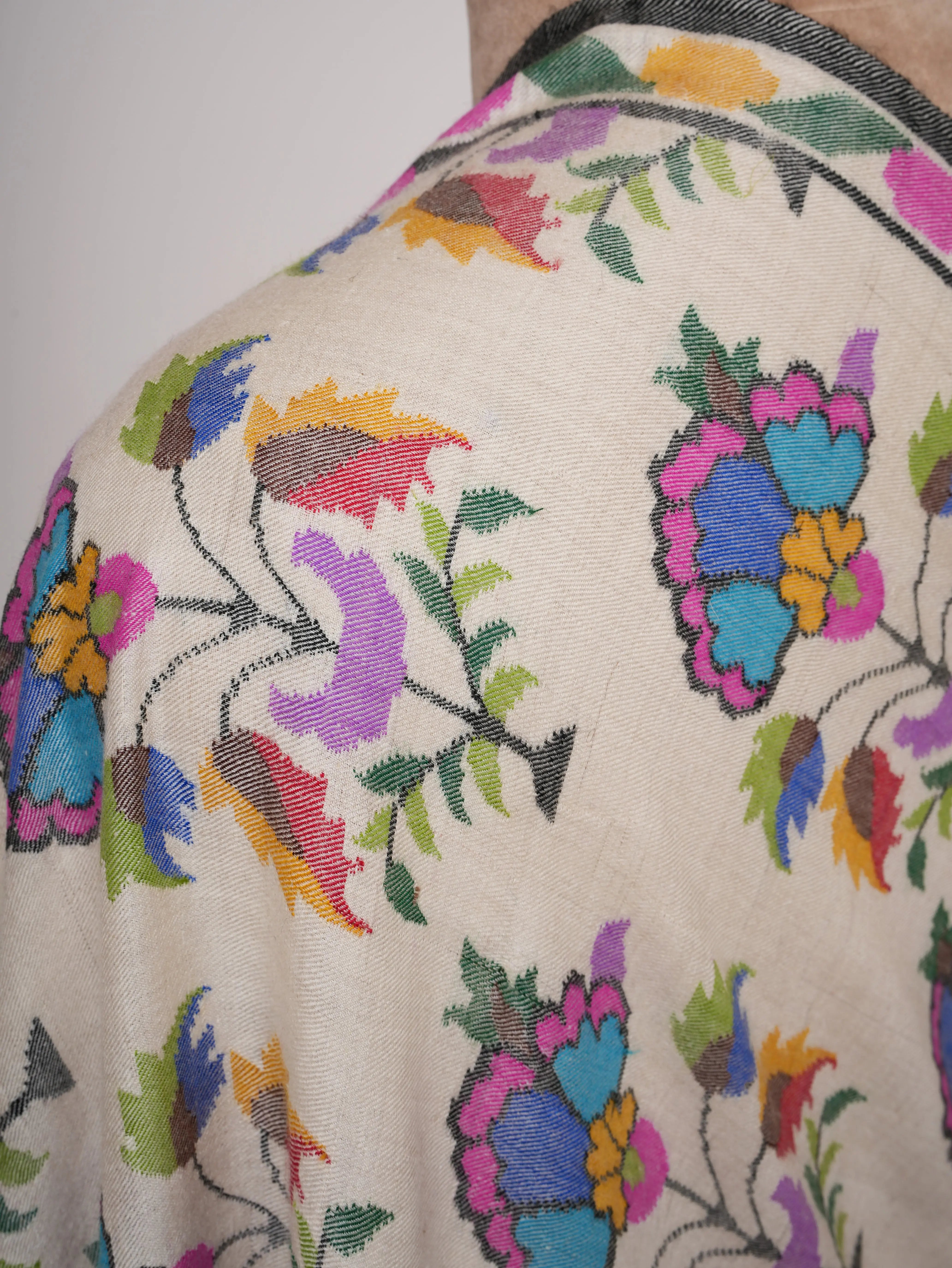 Handwoven Kani Pashmina Shawl with Buteh Motif | Authentic Kashmiri Wool Wrap Shahkaar