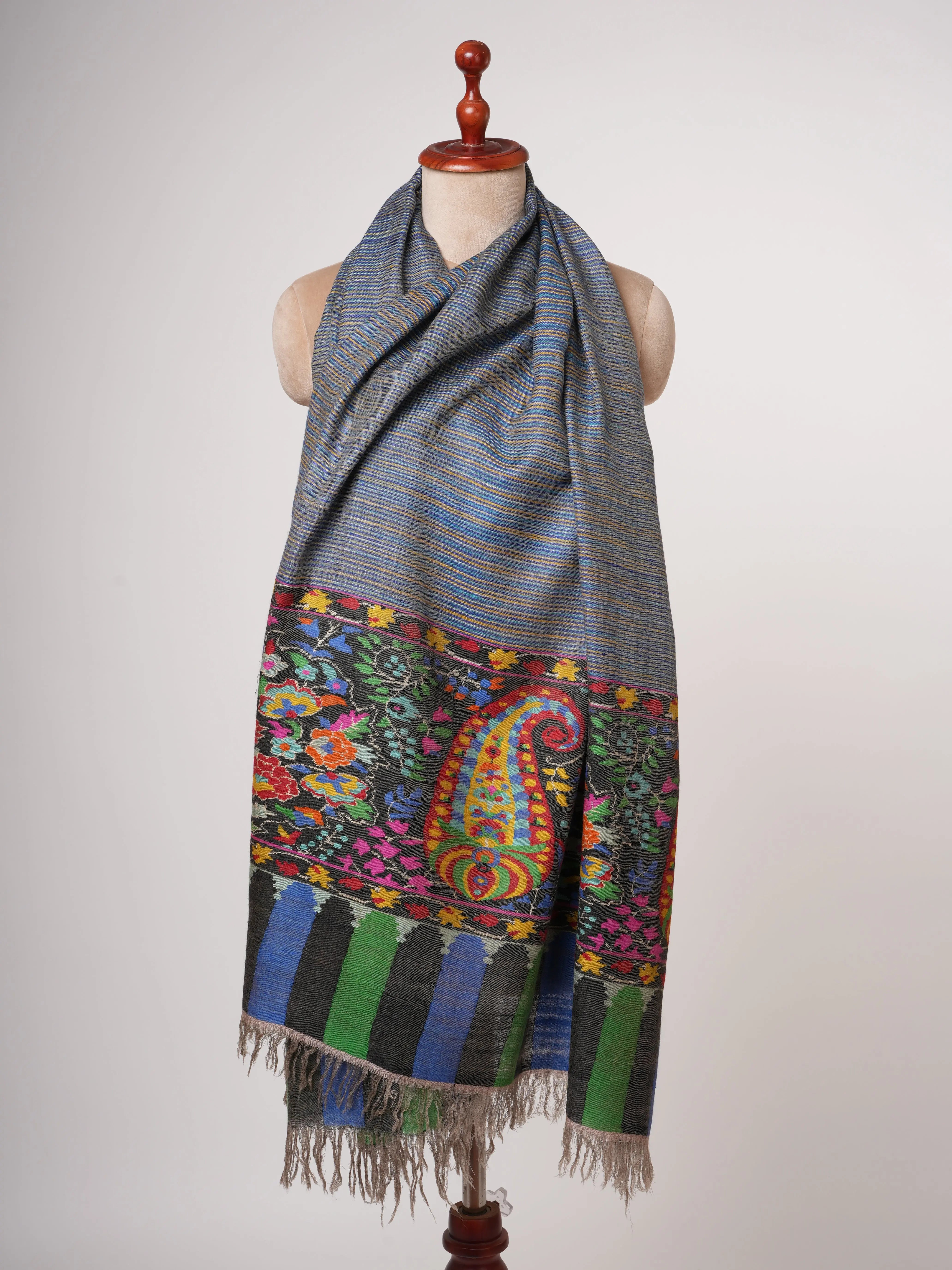 Handwoven Kashmiri Kani Pashmina Shawl with Traditional Motifs Shahkaar