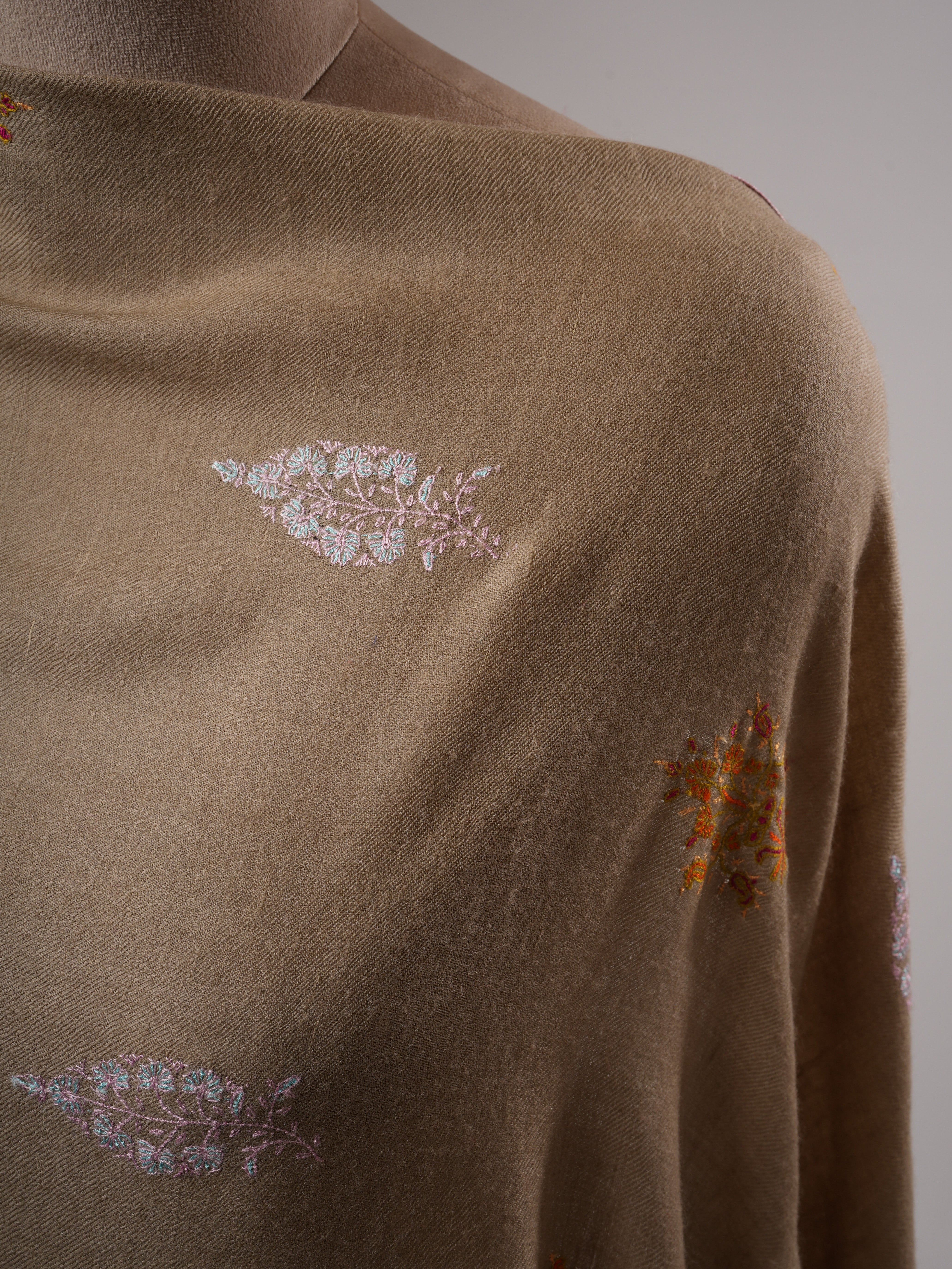 Handwoven Pashmina Shawl with Sozni Embroidered Buteh Shahkaar