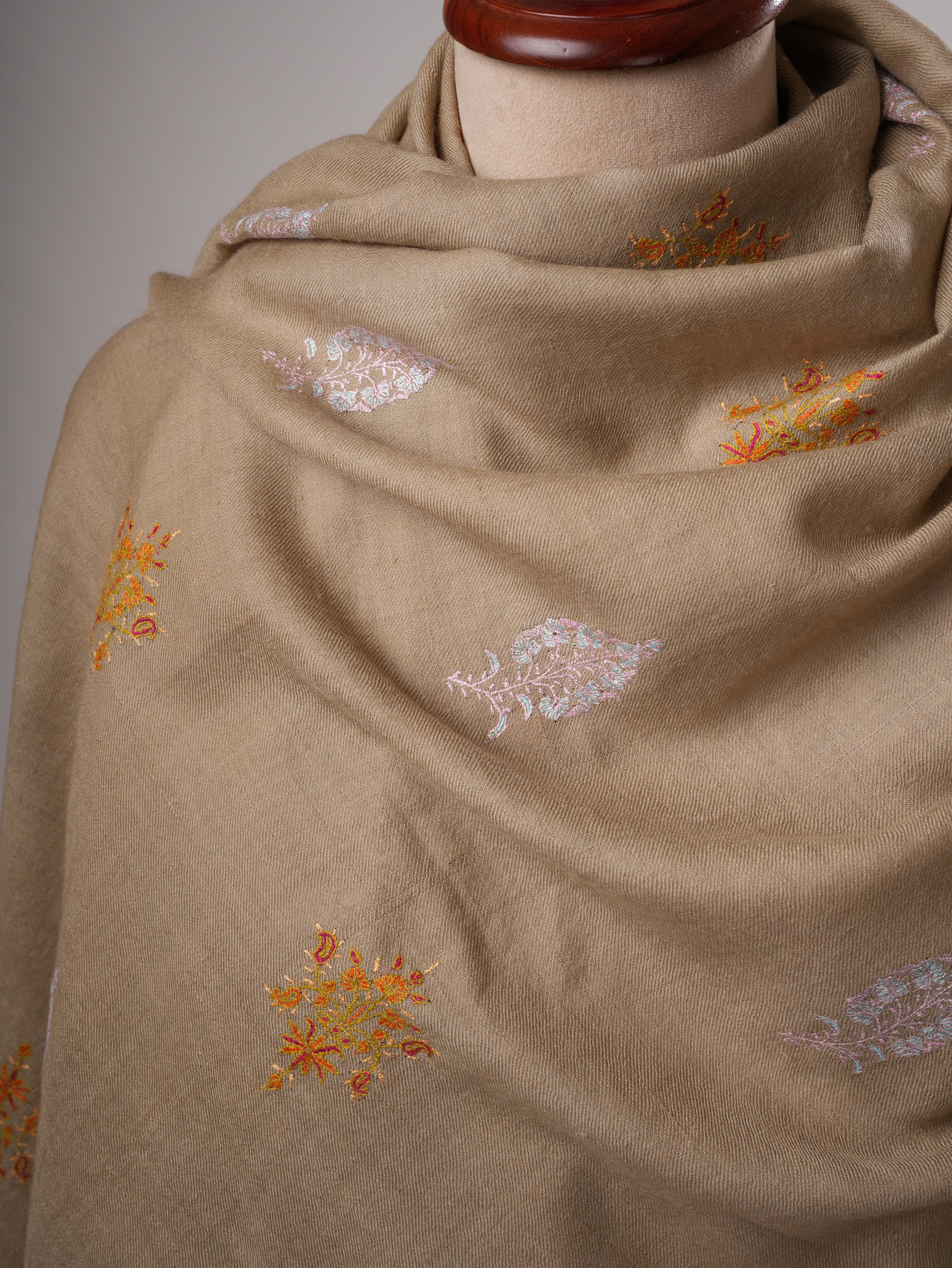 Handwoven Pashmina Shawl with Sozni Embroidered Buteh Shahkaar