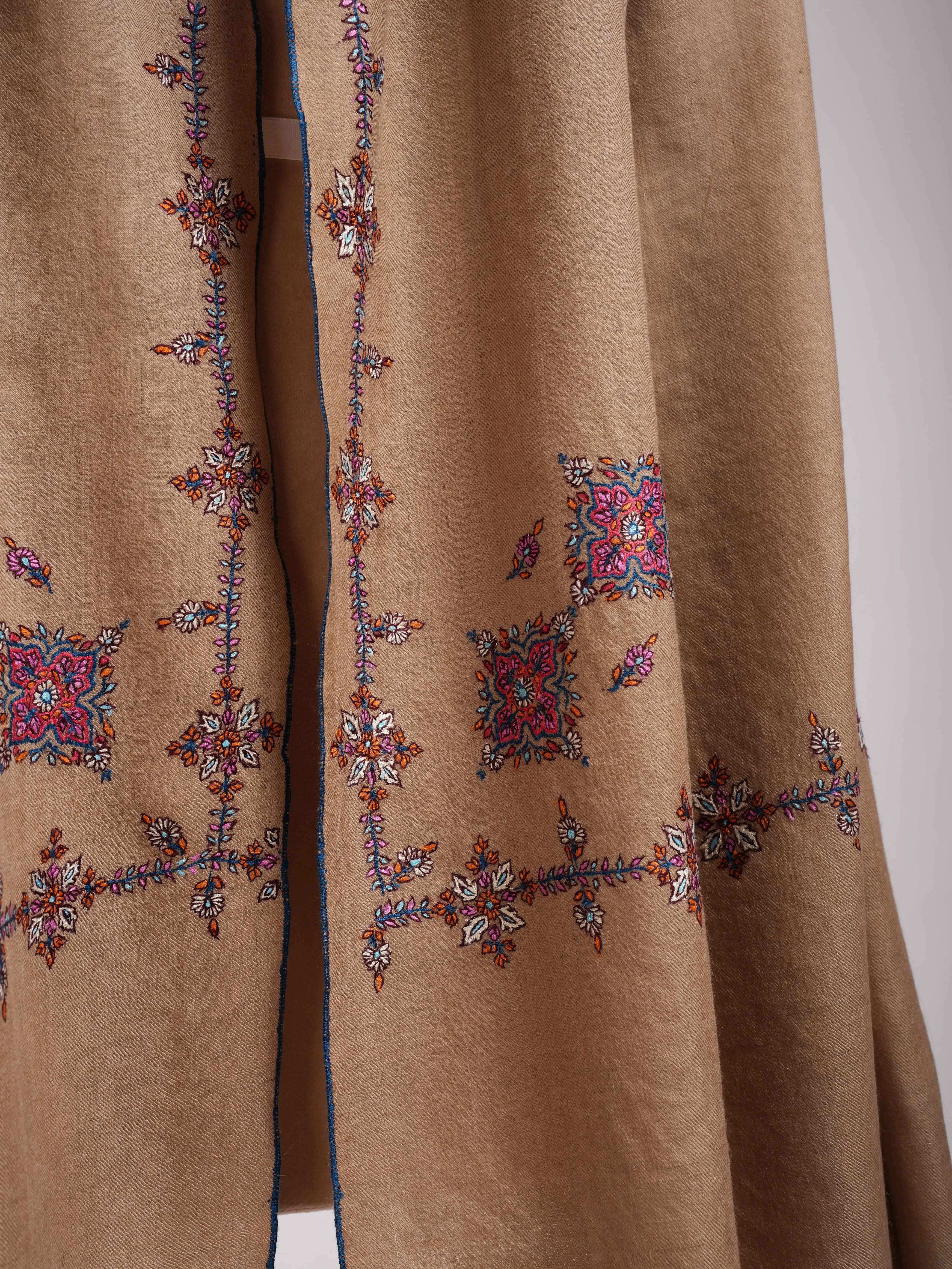 Hashia Koon Motif Hand Embroidered Pashmina Shawl Shahkaar