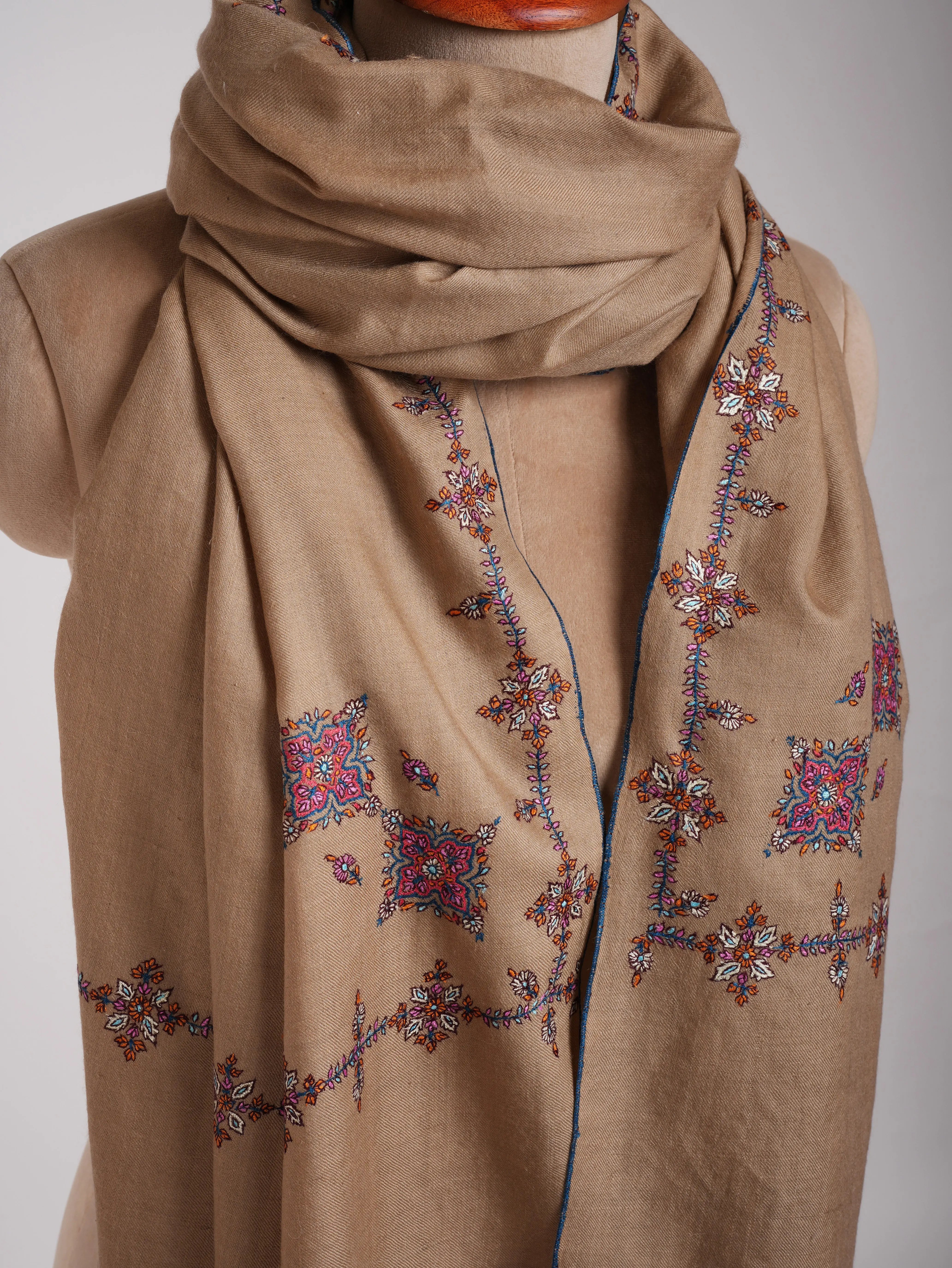 Hashia Koon Motif Hand Embroidered Pashmina Shawl Shahkaar