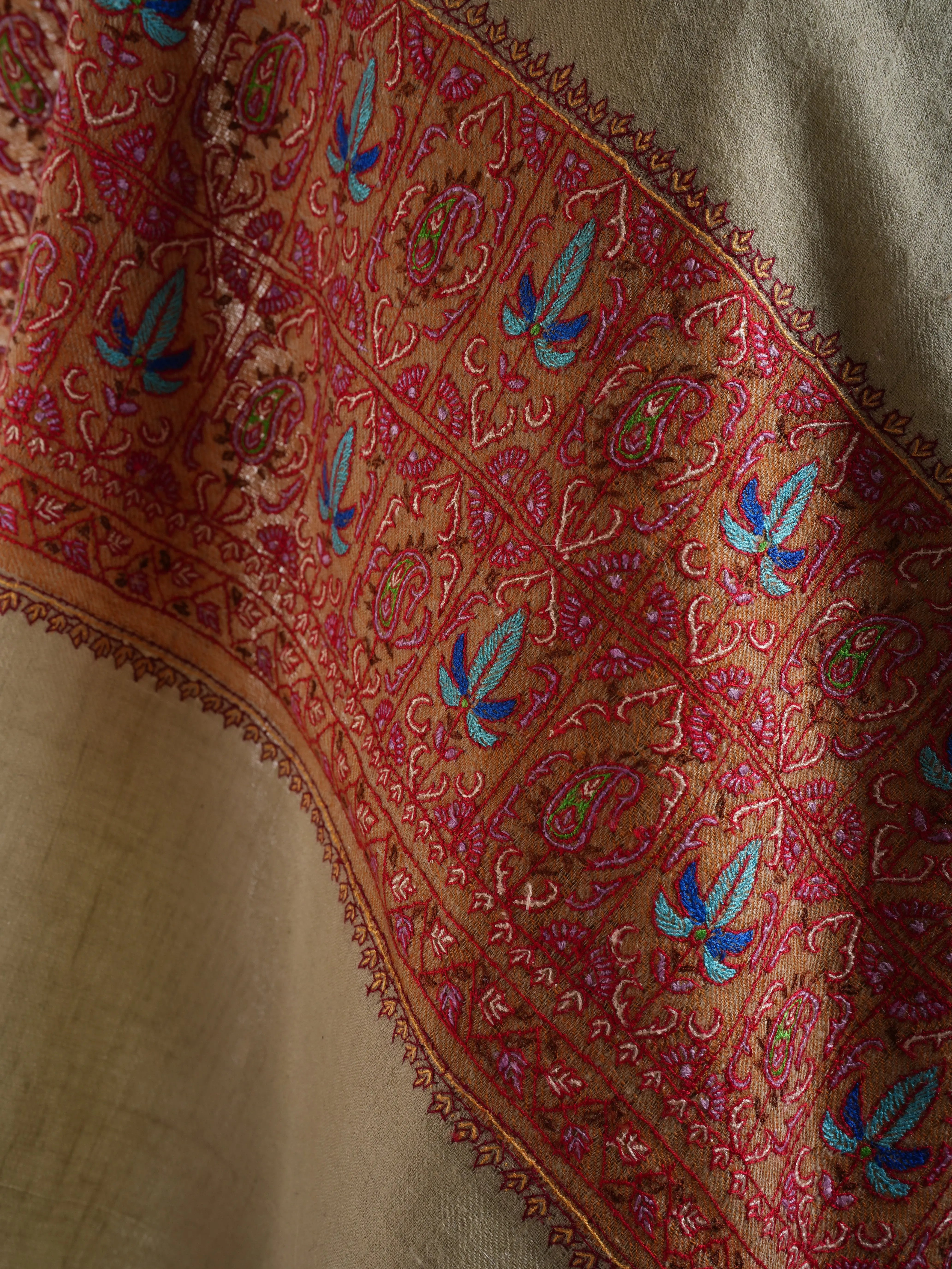 Ice Green Cashmere Scarf With Contrasting Border Shahkaar