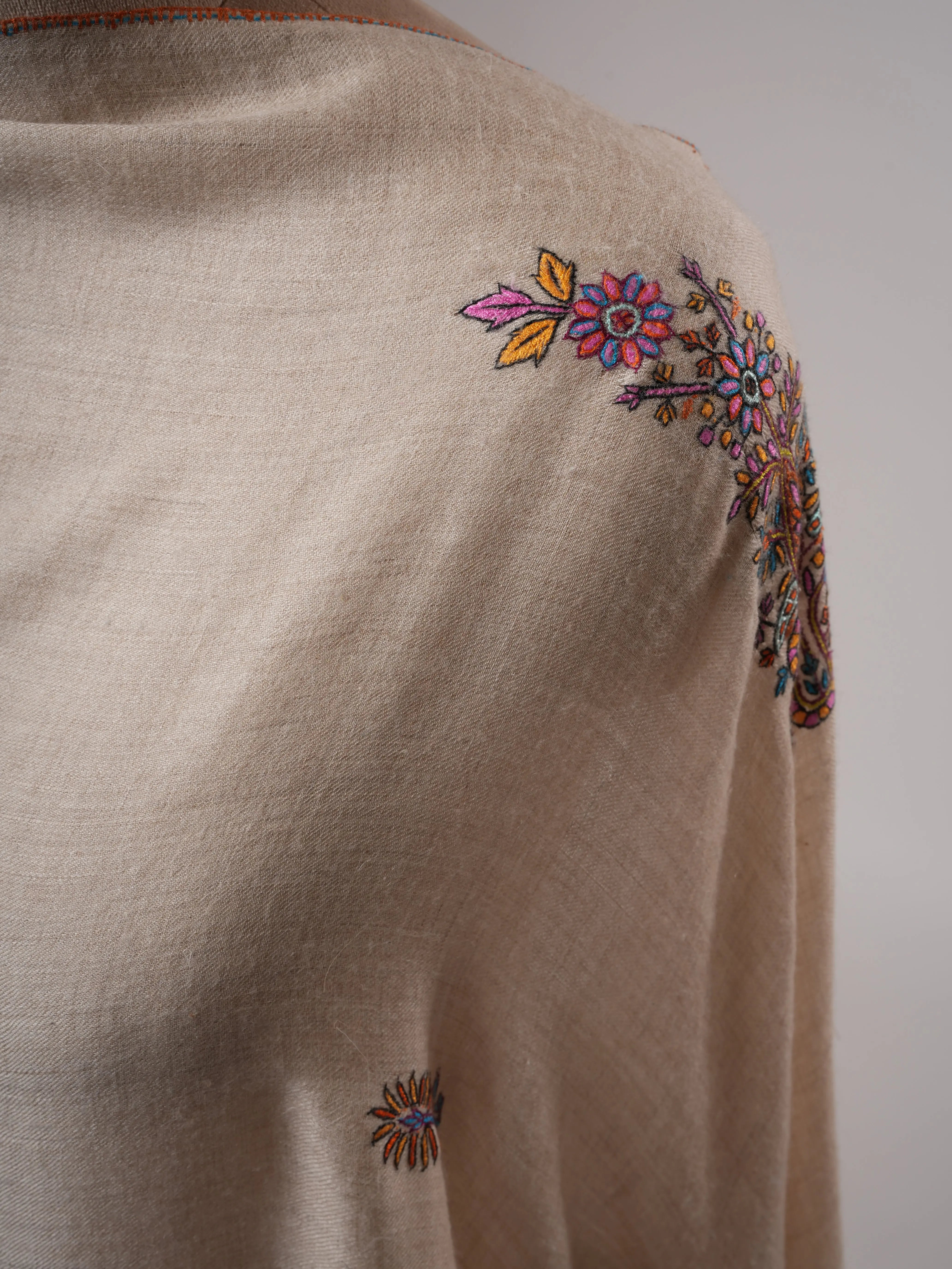 Ivory Baby Soft Handwoven Shahkaar Pashmina Shawl Shahkaar