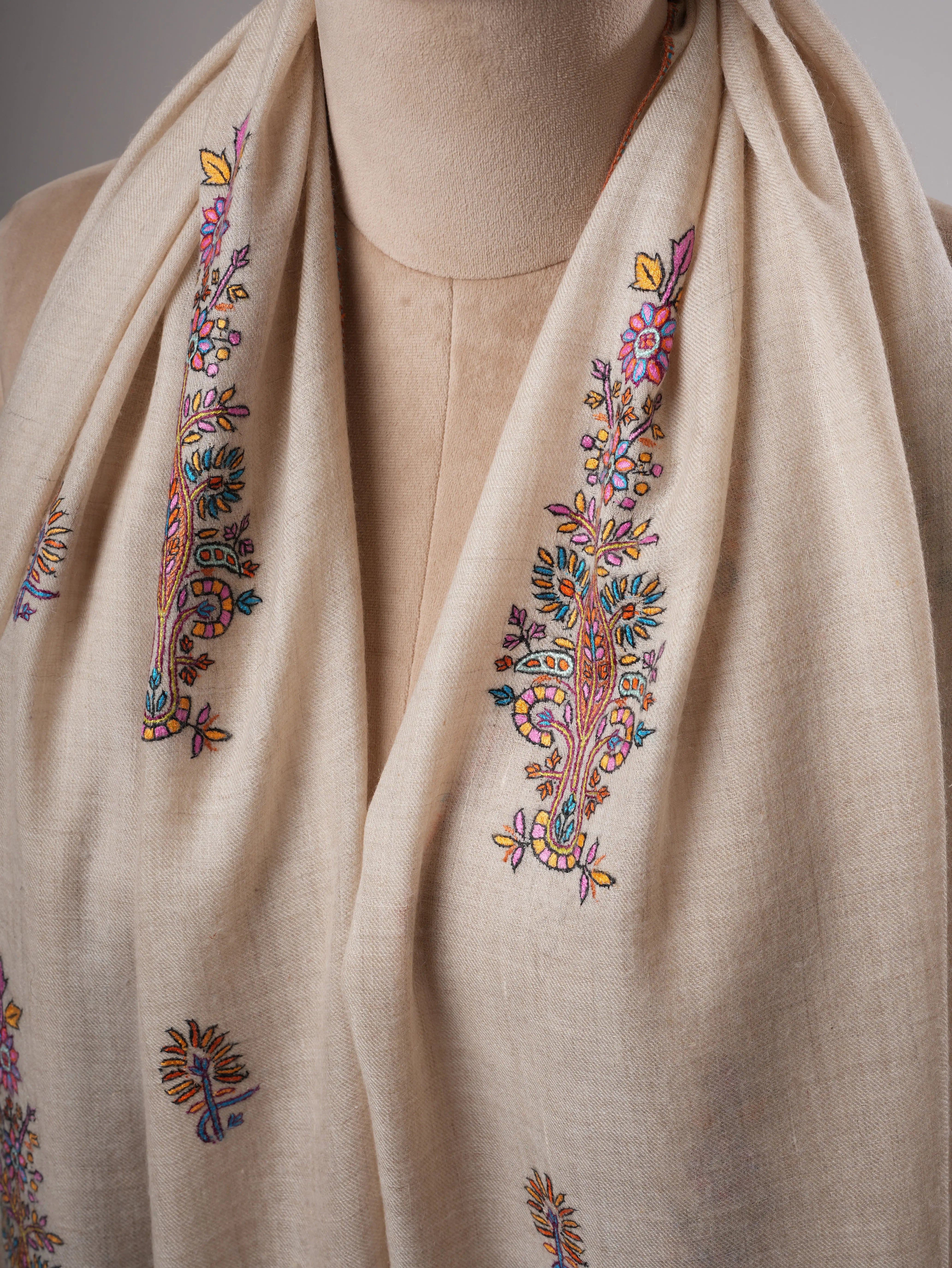 Ivory Baby Soft Handwoven Shahkaar Pashmina Shawl Shahkaar