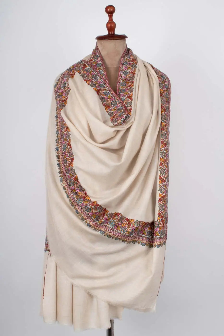 Ivory Floral Neem Daur Kashmiri Pashmina Wrap Shahkaar