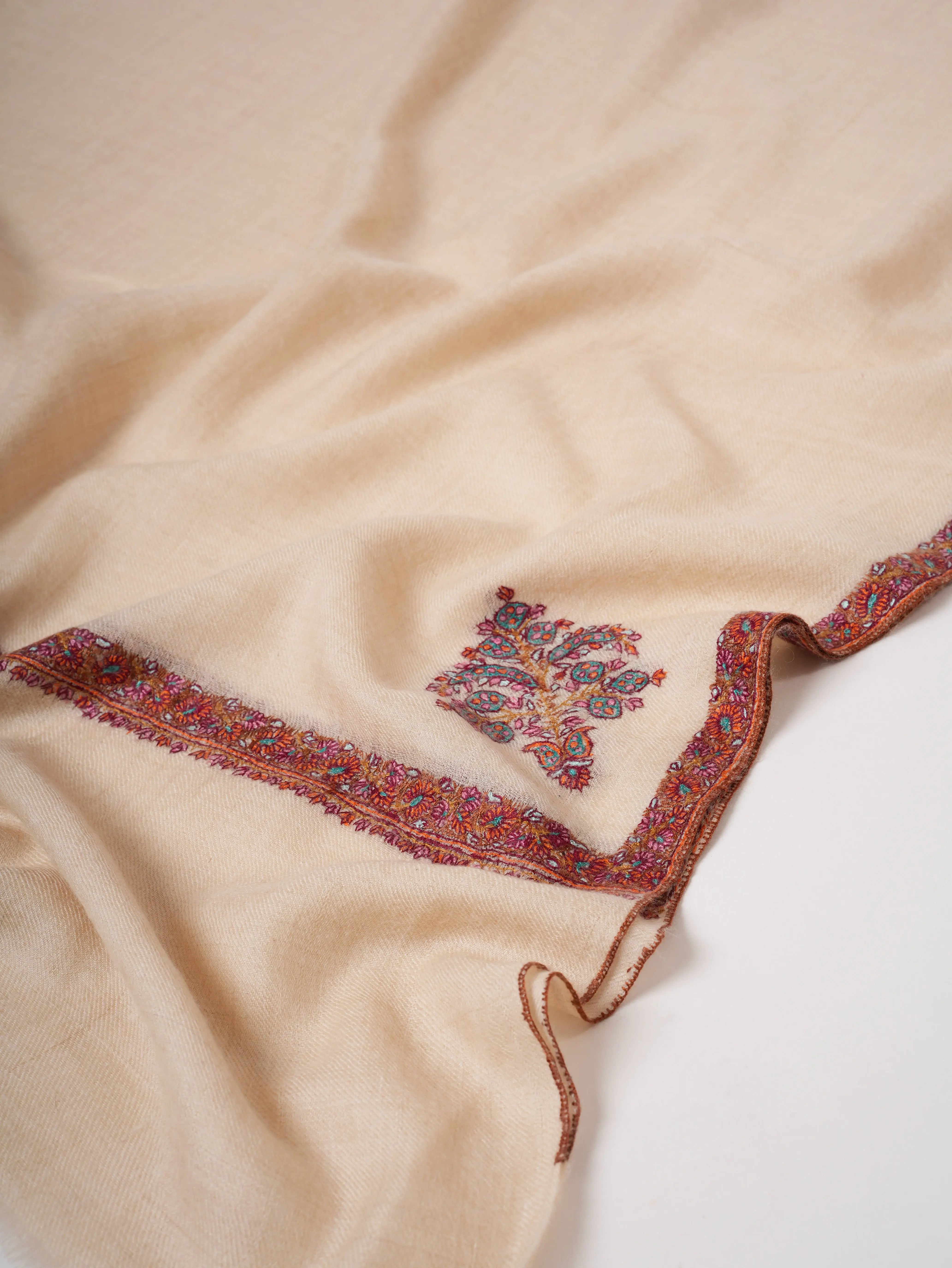 Ivory Hand Embroidered Hashia Baby Soft Cashmere Scarf Shahkaar
