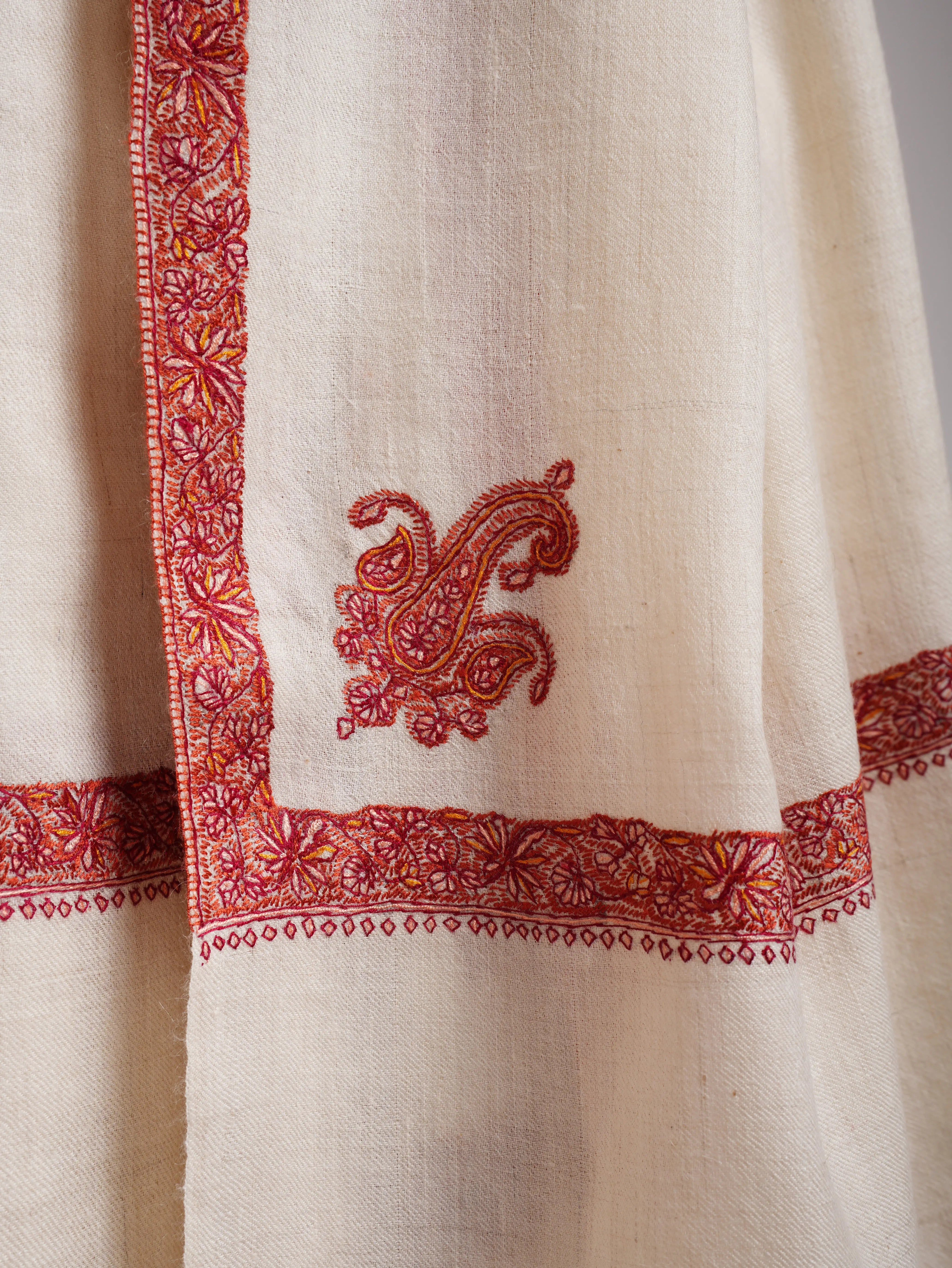Ivory Handcrafted Kashmiri Pashminas Shahkaar
