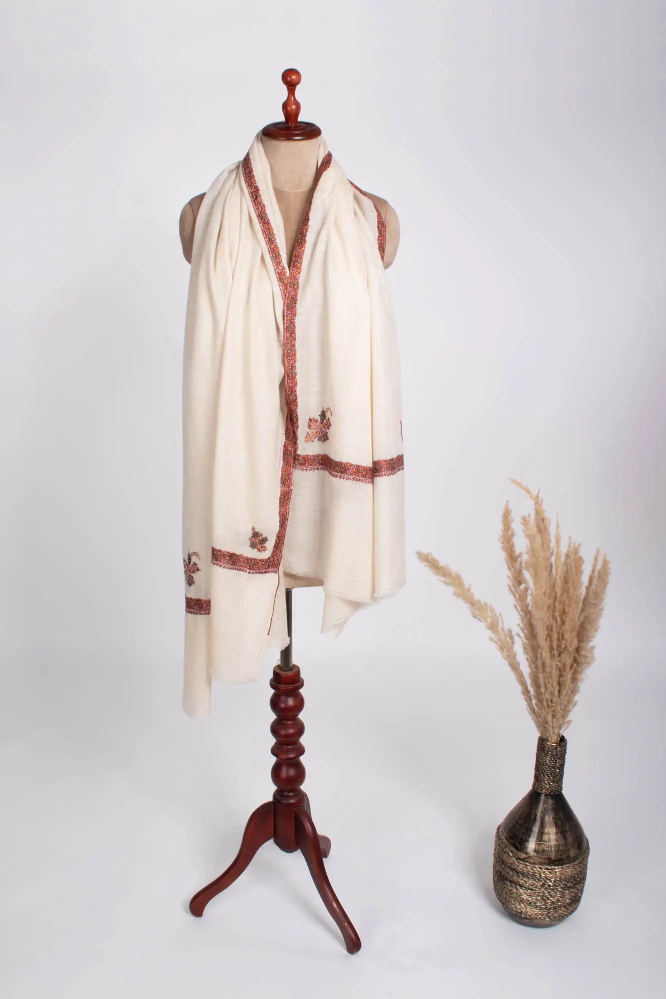 Ivory Handmade Kashmiri Scarf - ROGERS Shahkaar