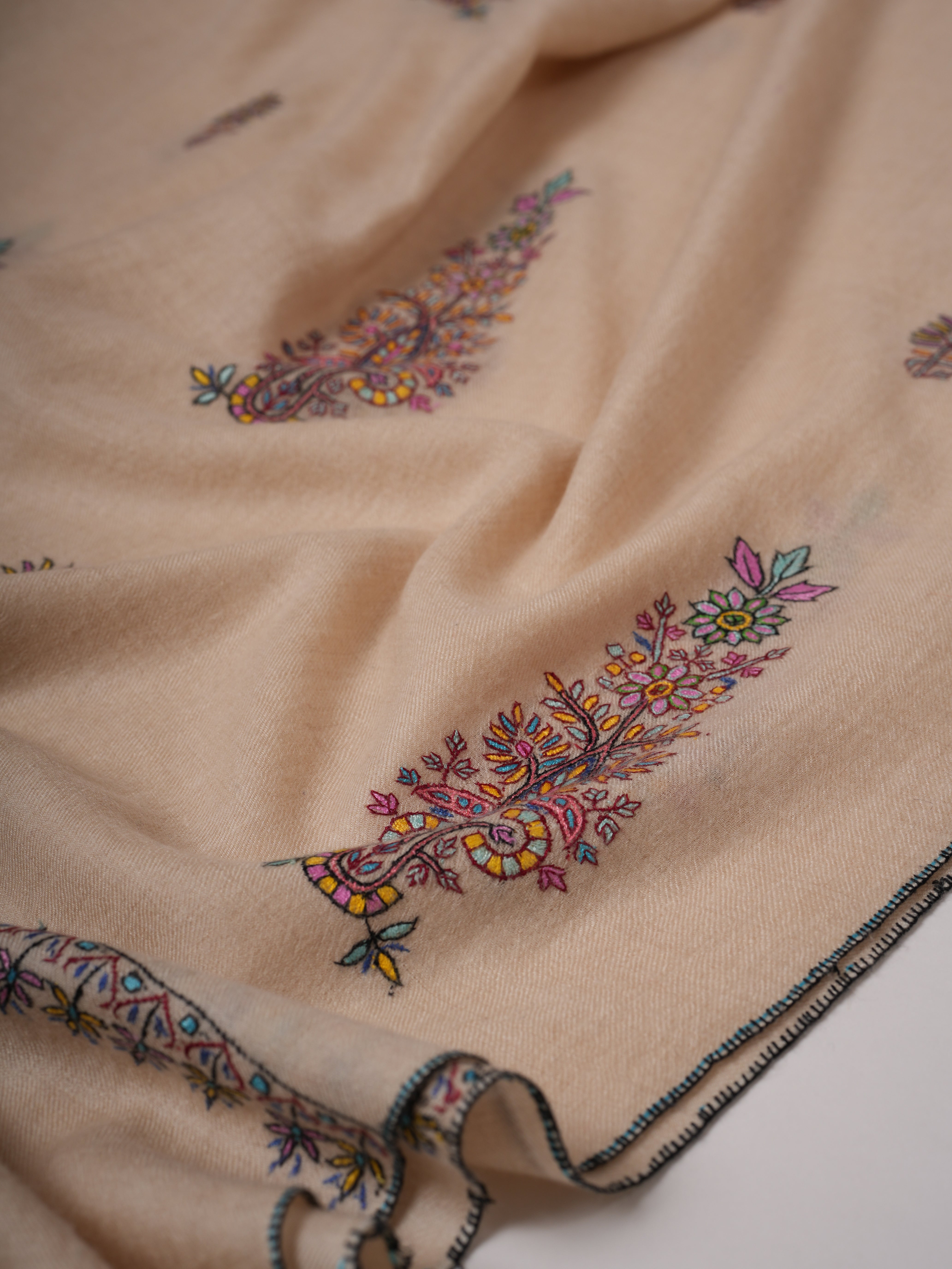Ivory Handwoven Shahkaar Pashmina Shawl with Buteh Embroidery Shahkaar