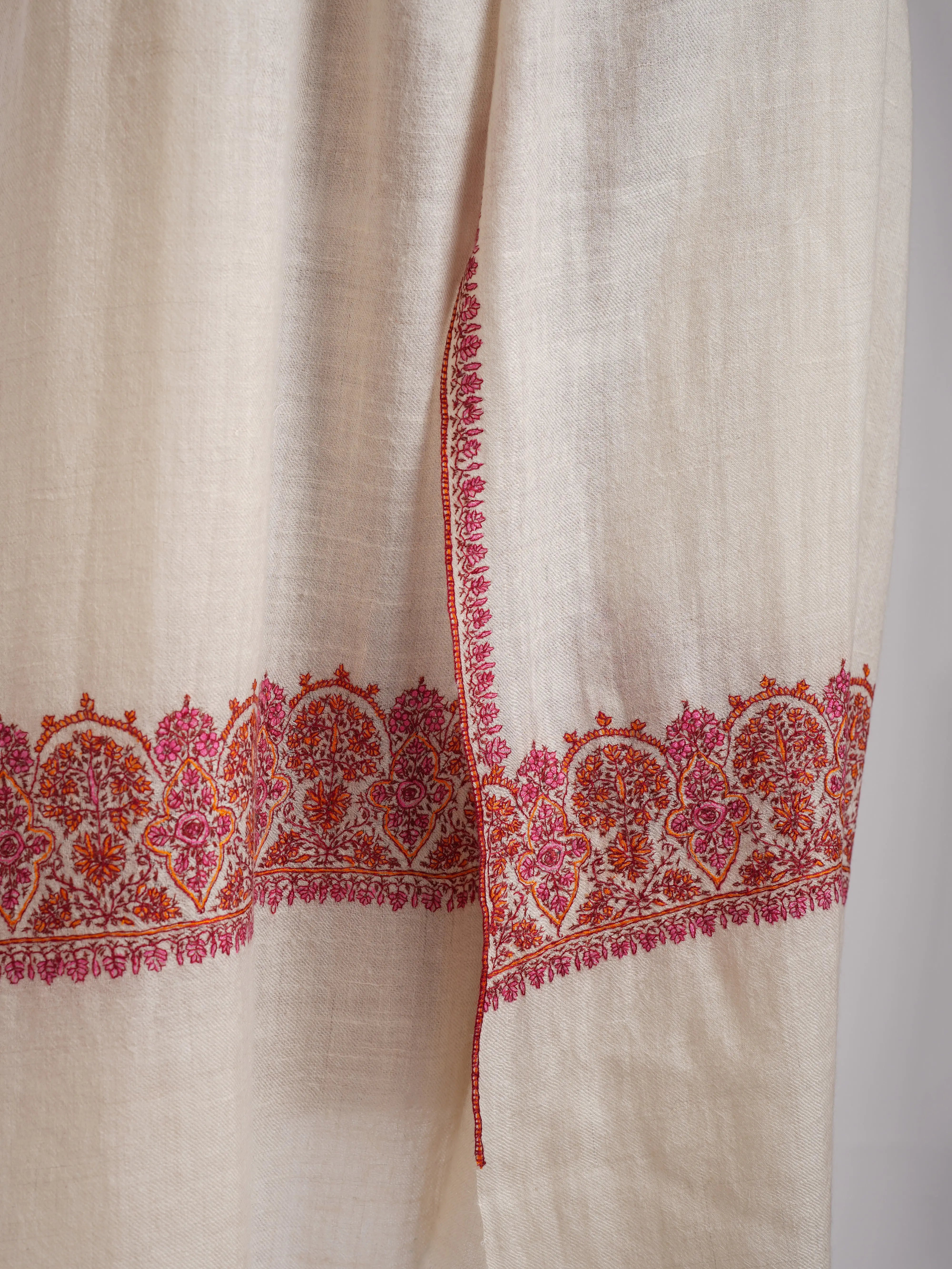 Ivory Indian Cashmere Stole with Sozni Embroidery Shahkaar