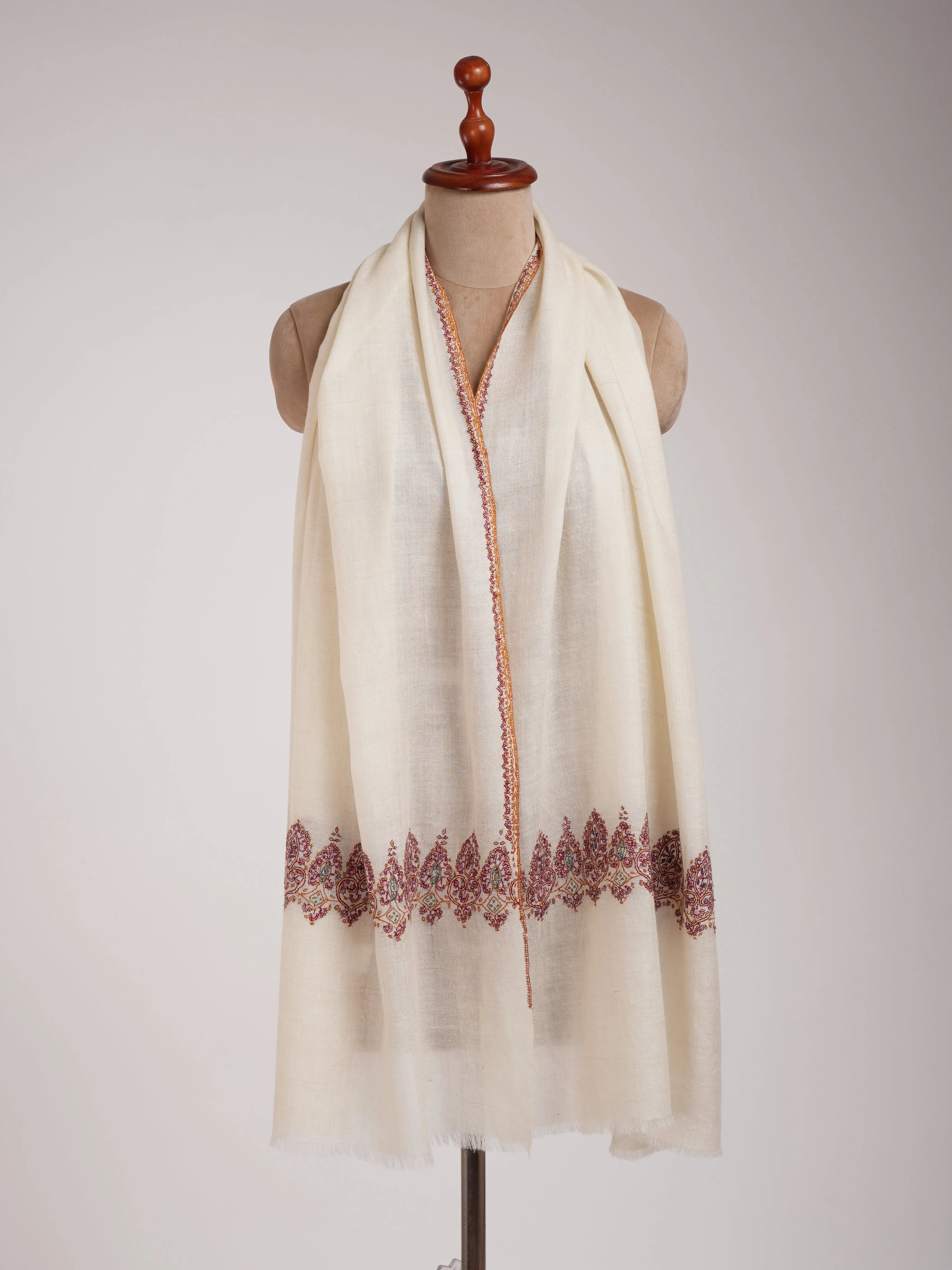 Ivory Palla Sozni Embroidered Soft Cashmere Stole Shahkaar