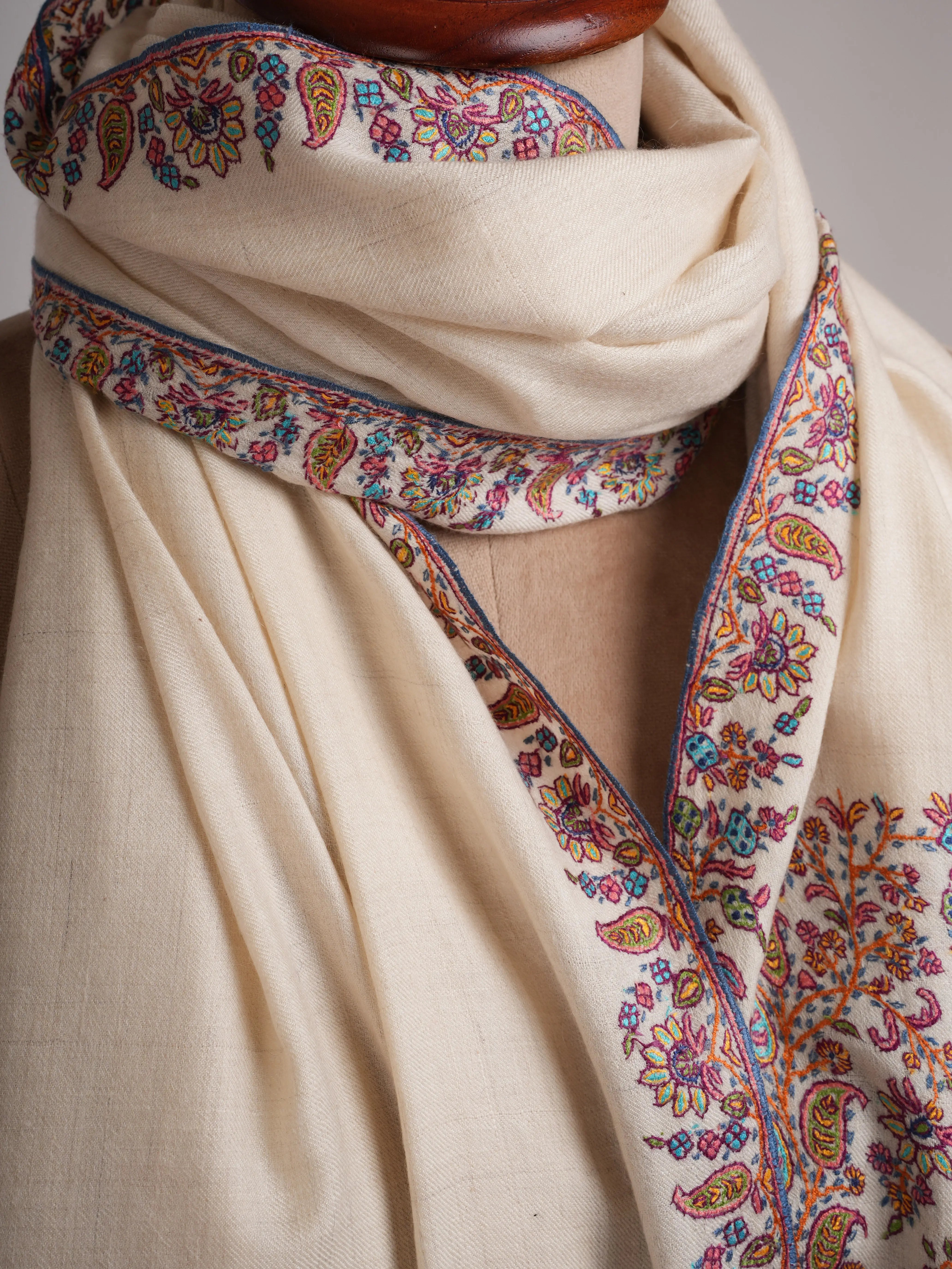 Ivory Pashmina Shawl with Paisley Embroidered Palla Shahkaar
