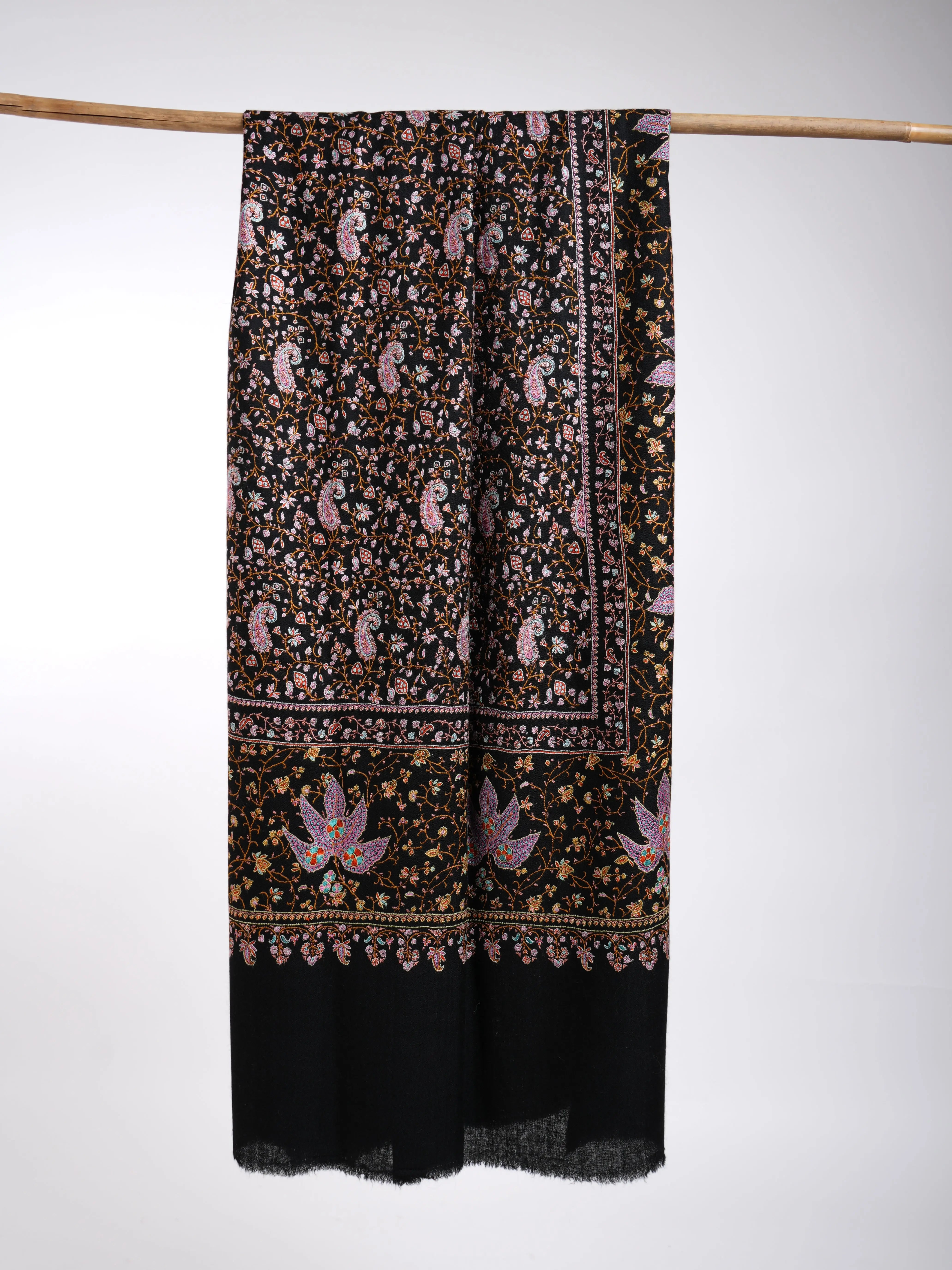 Jaaldar Handmade Black Pashmina Shawl Shahkaar