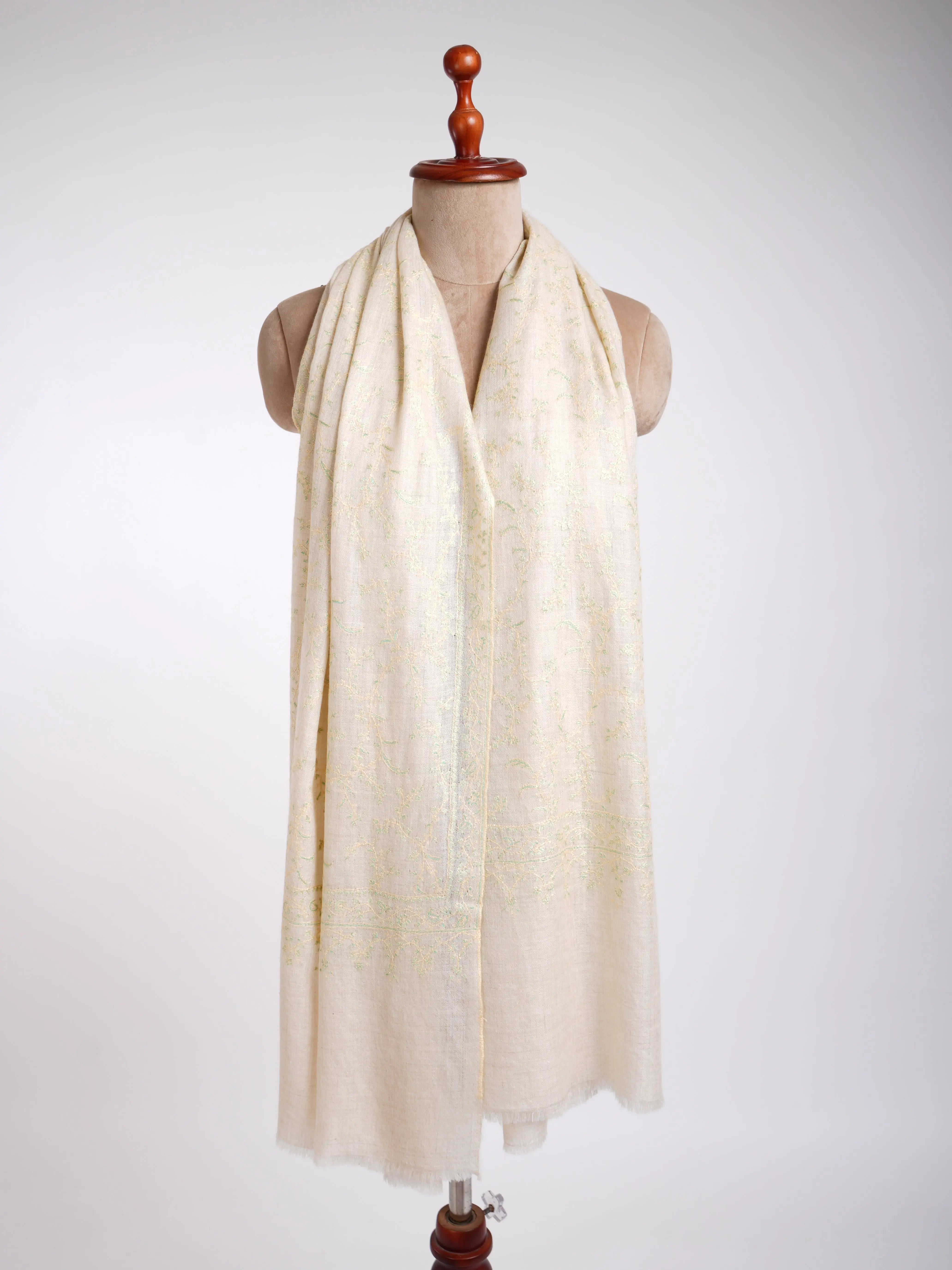 Jaaldar Sozni Embroidery Kashmiri Pashmina Shawl Ivory Shahkaar