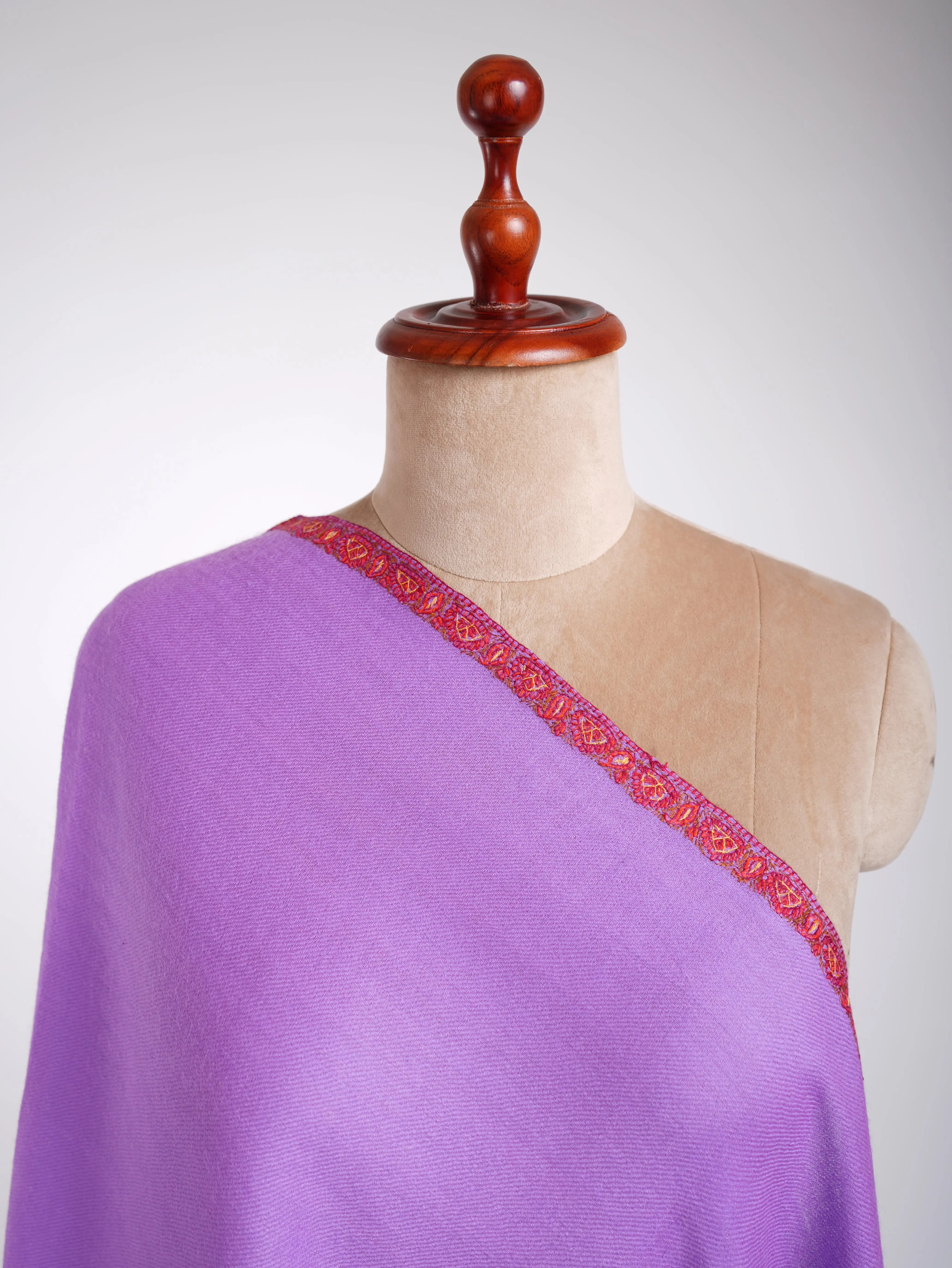 Lavender Hand Embroidered Kashmiri Shawl Shahkaar