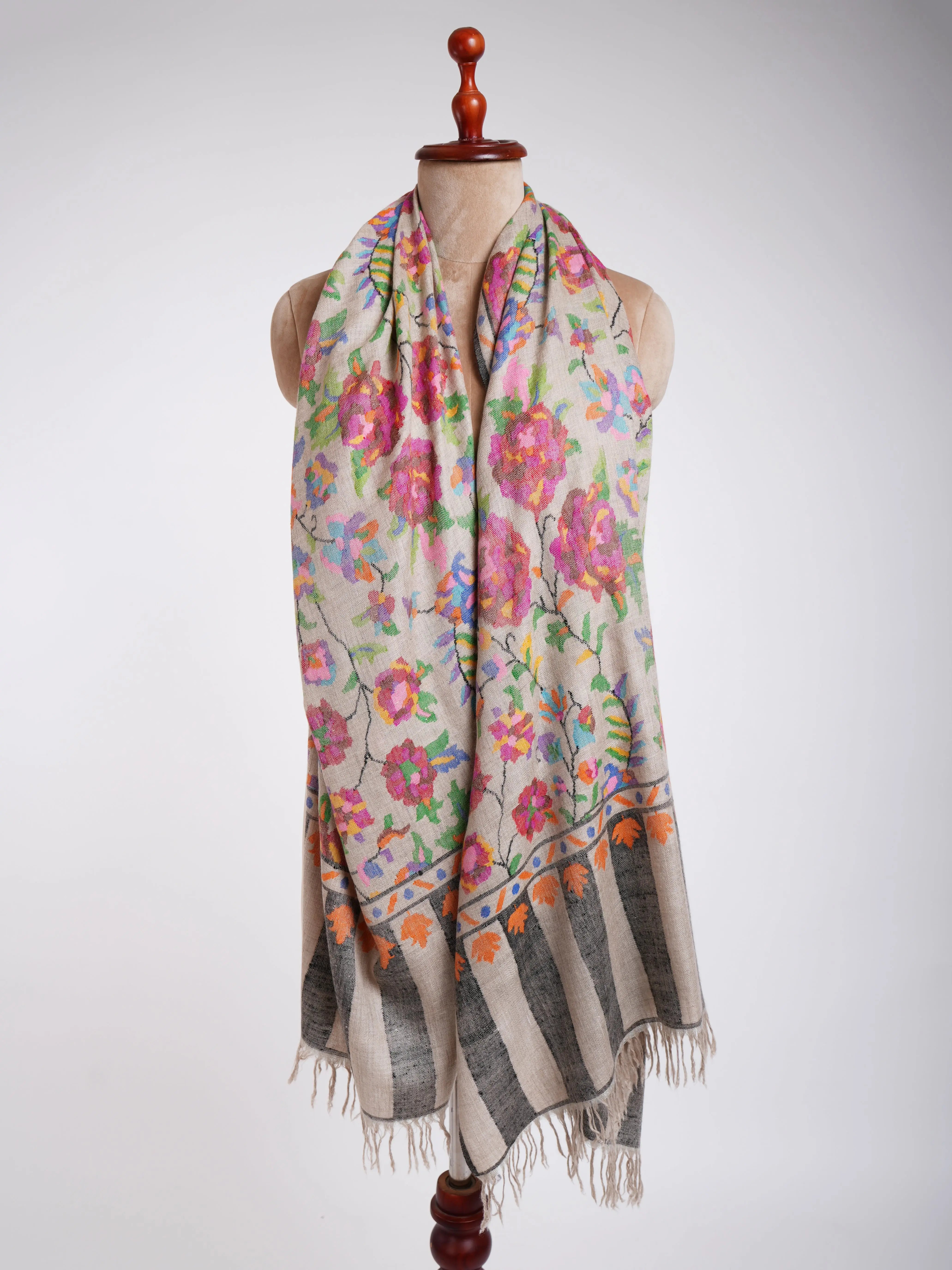 Light Beige Kani Weave Certified Cashmere Shawl Shahkaar