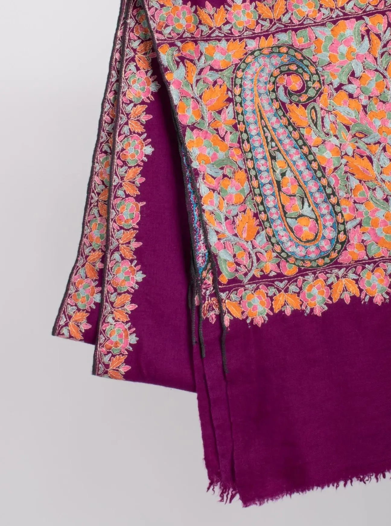 Magenta Kashmiri Pashmina Shawl - MANDAWA Shahkaar
