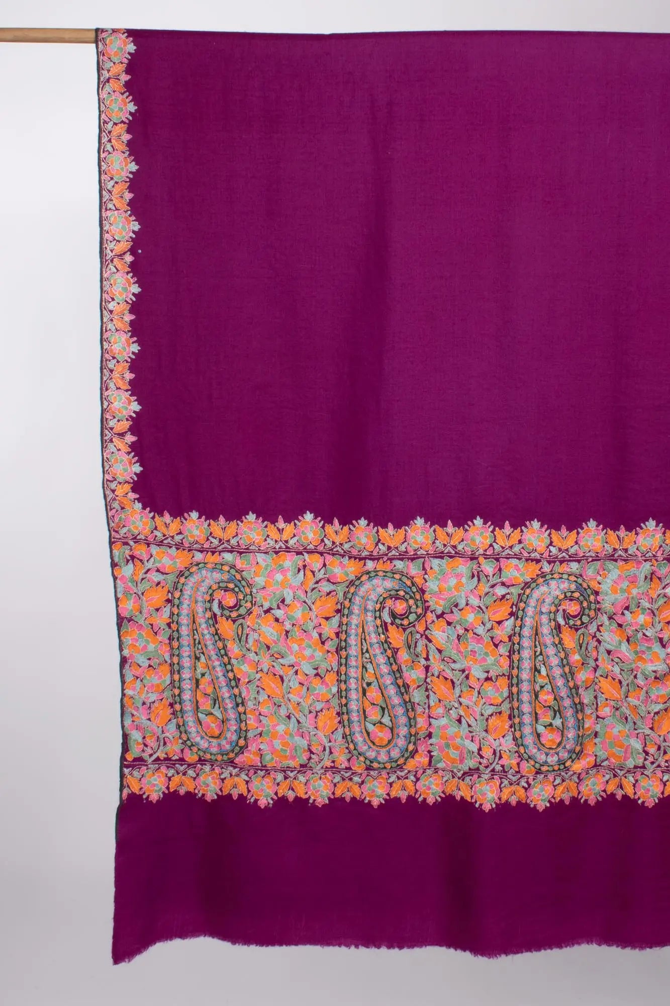 Magenta Kashmiri Pashmina Shawl - MANDAWA Shahkaar
