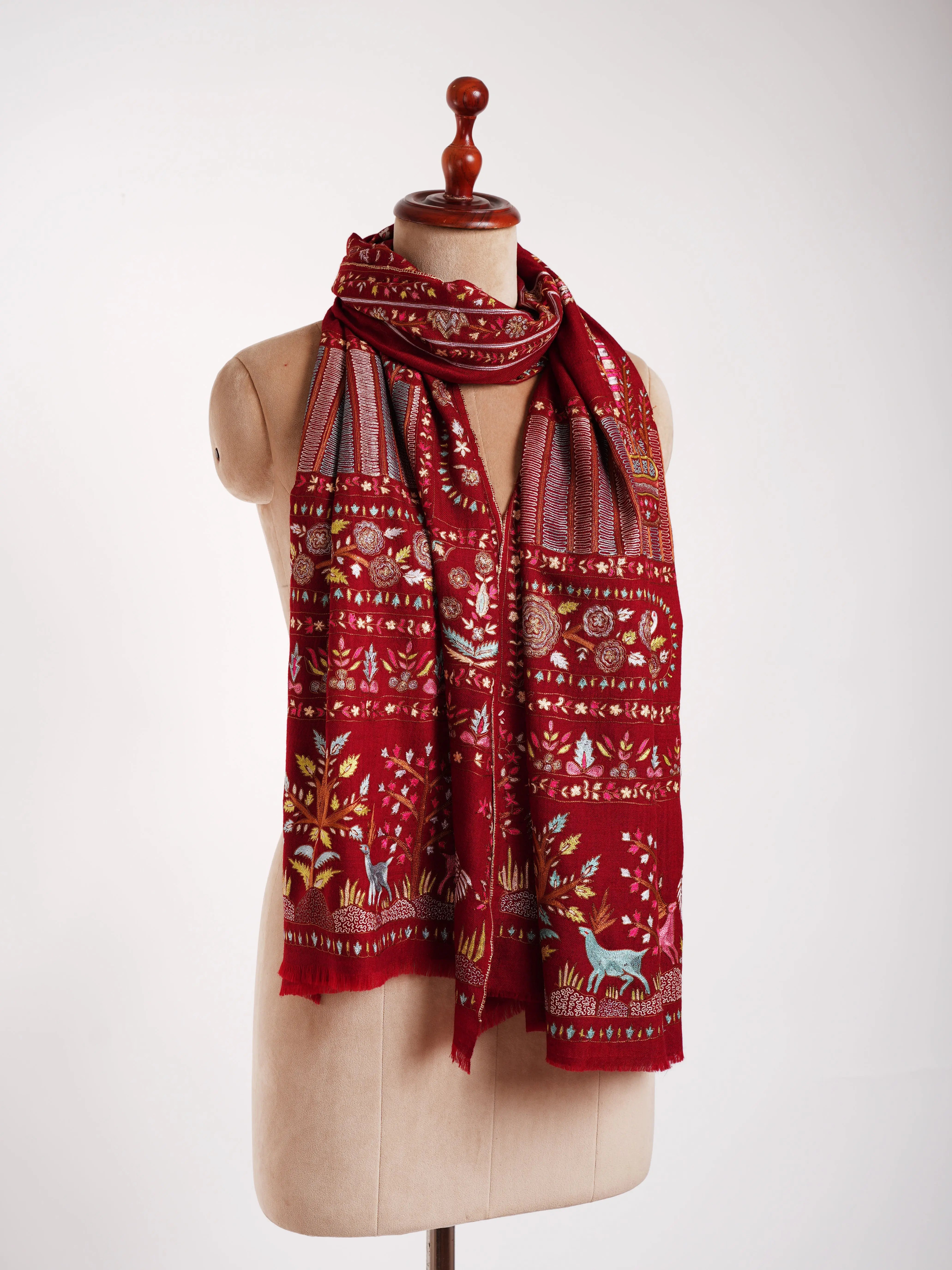 Metallic Zari and Art Silk Fusion Embroidered Pashmina Shawl Shahkaar