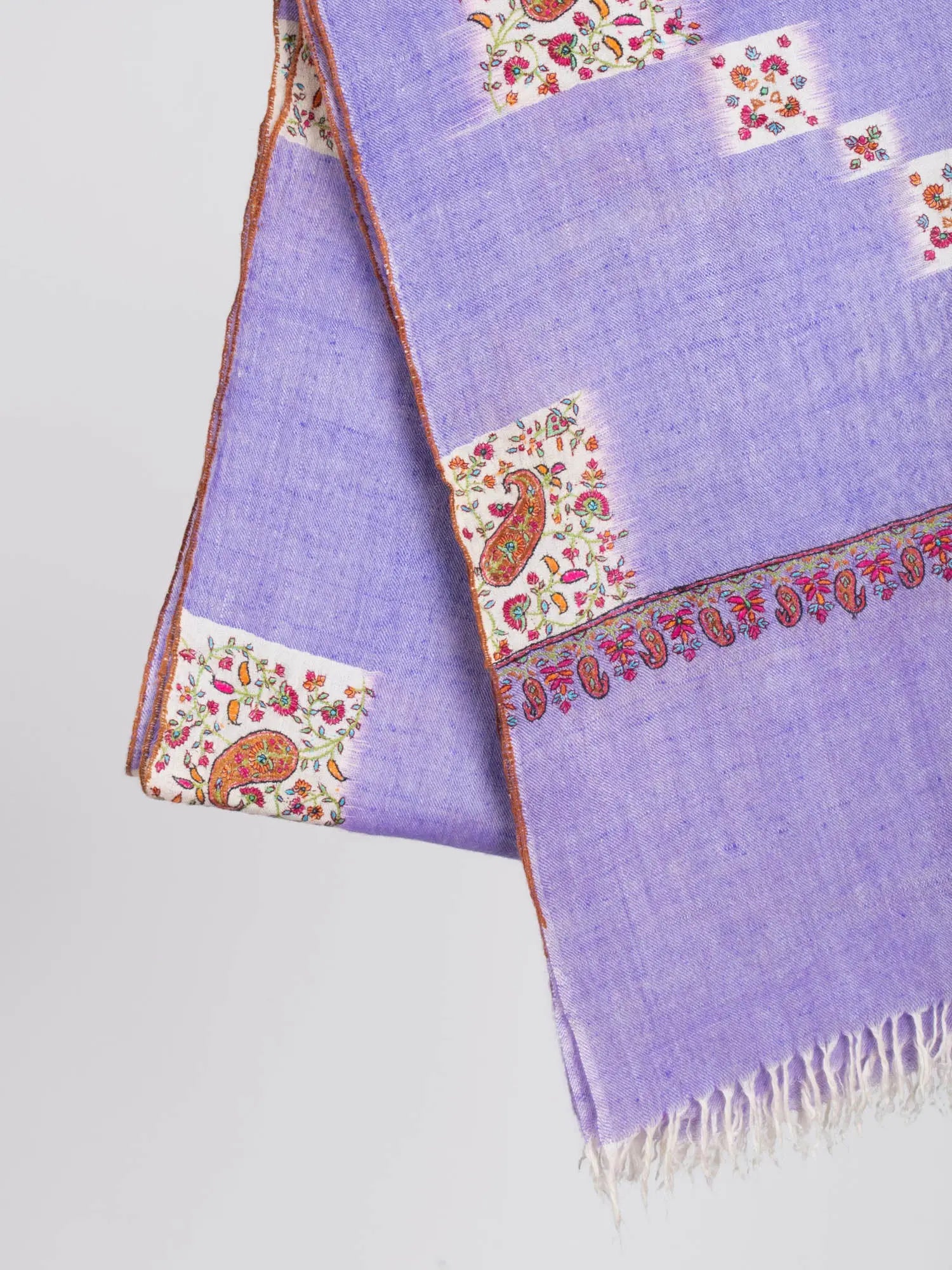 Minimalistic Sozni Embroidered Kashmiri Pashmina Shawl Shahkaar