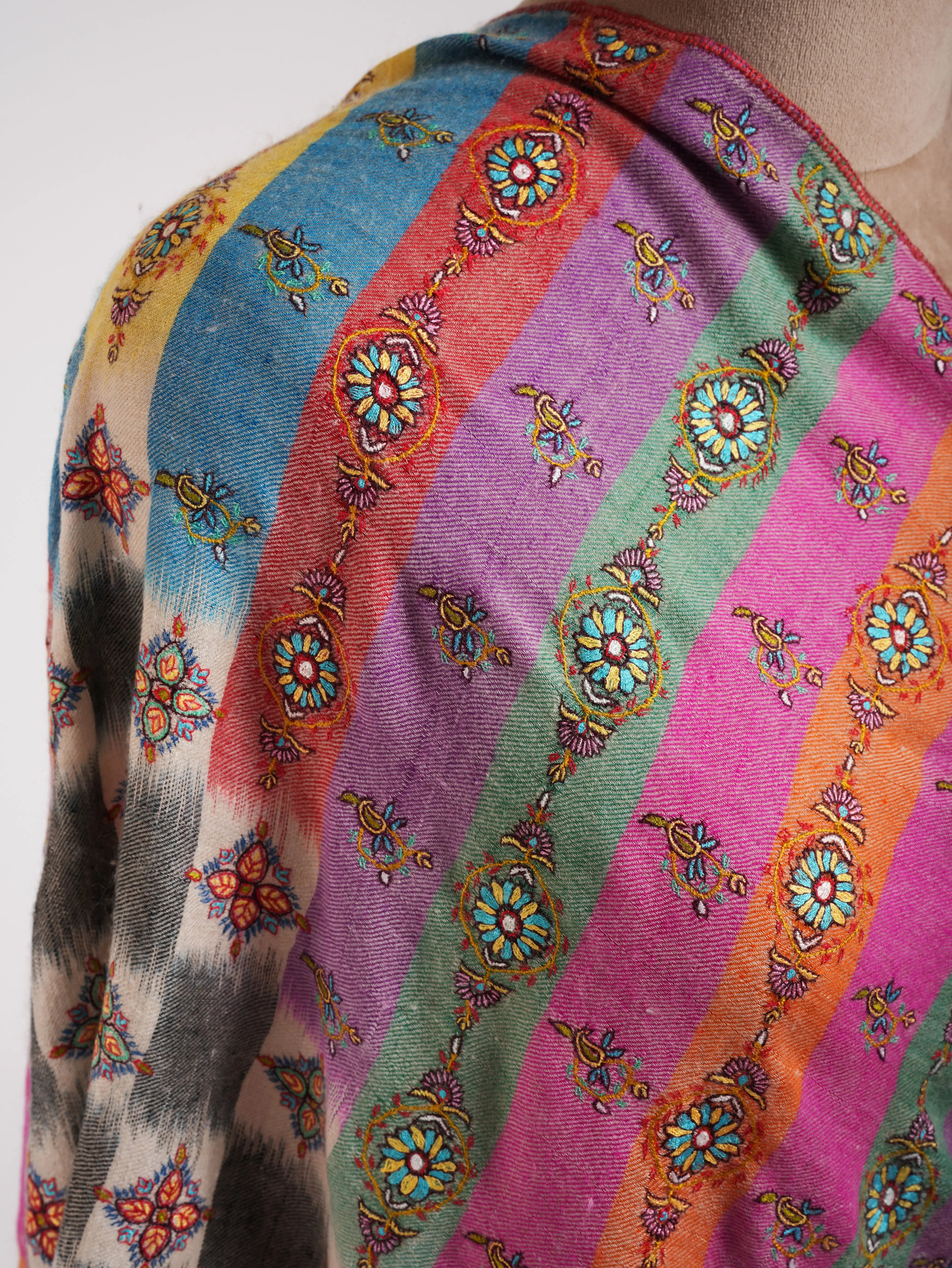 Multicolor Handwoven Ikat Embroidered Kashmiri Pashmina Shawl Shahkaar