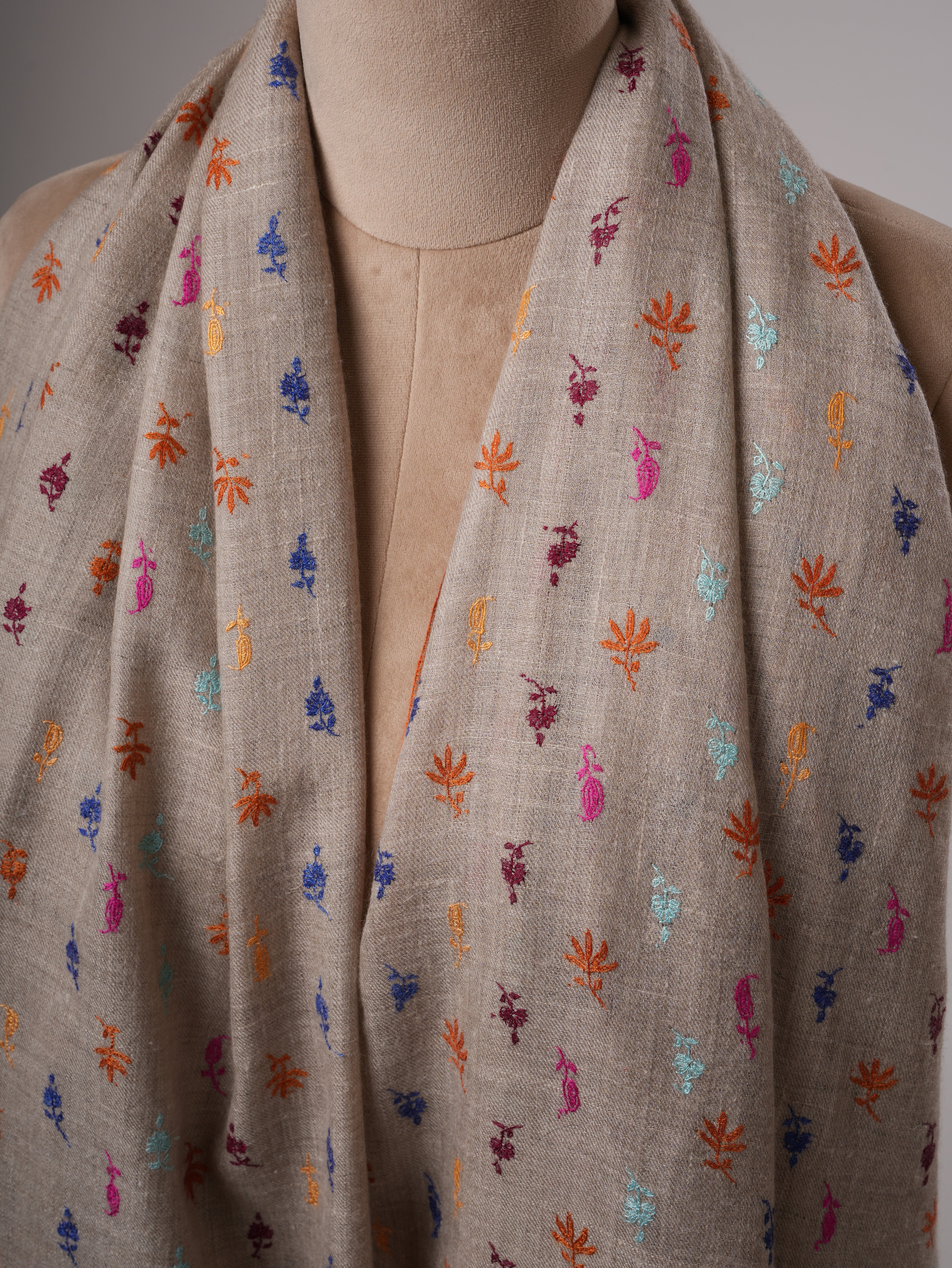 Multicolor Machie Buteh Embroidered Handwoven Kashmiri Pashmina Shawl Shahkaar